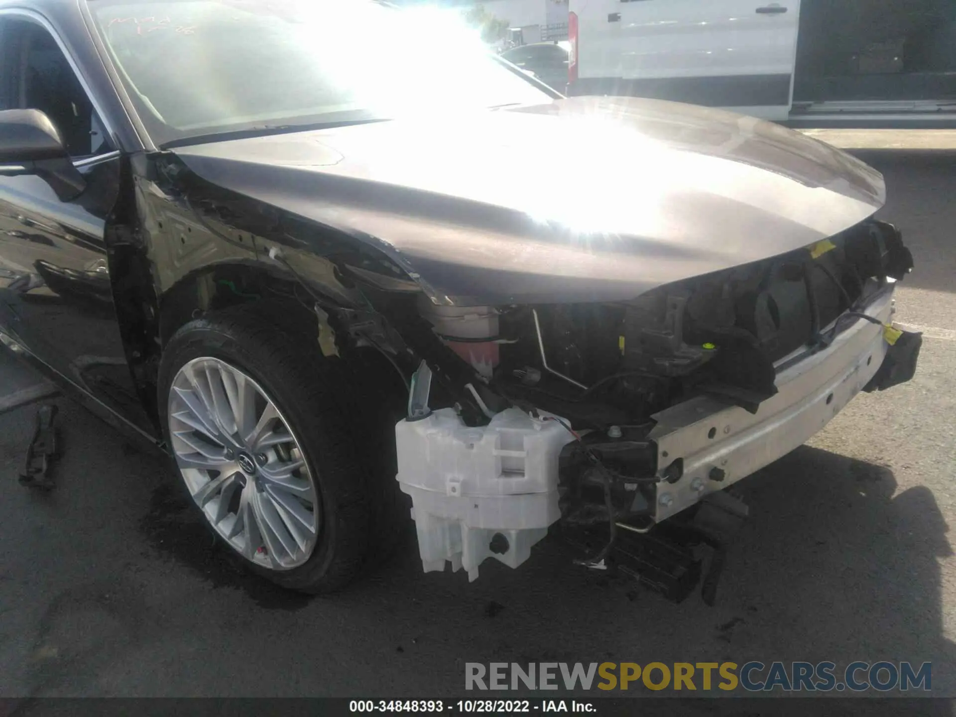 6 Photograph of a damaged car 4T1B11HK1KU767140 TOYOTA CAMRY 2019
