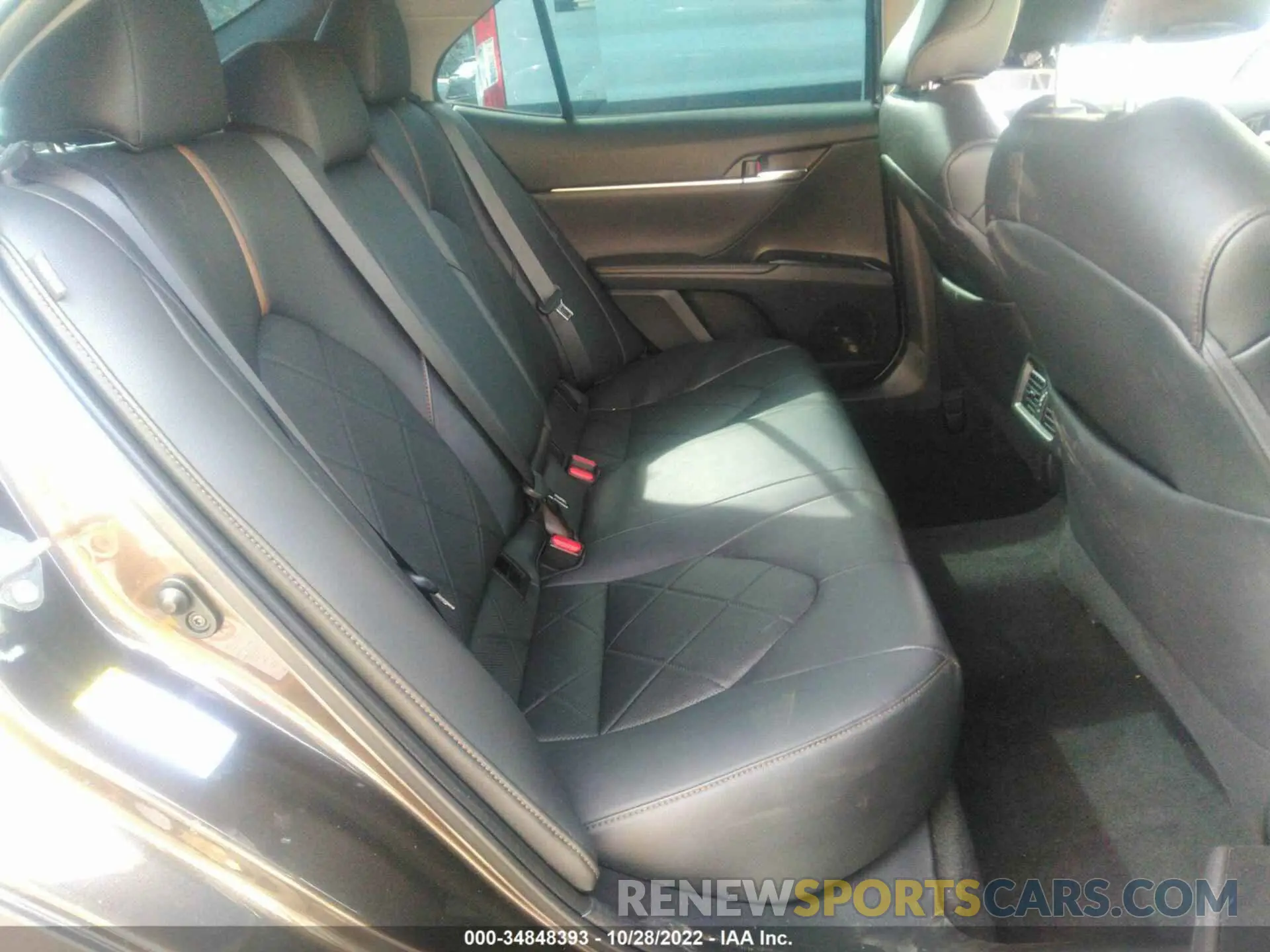 8 Photograph of a damaged car 4T1B11HK1KU767140 TOYOTA CAMRY 2019