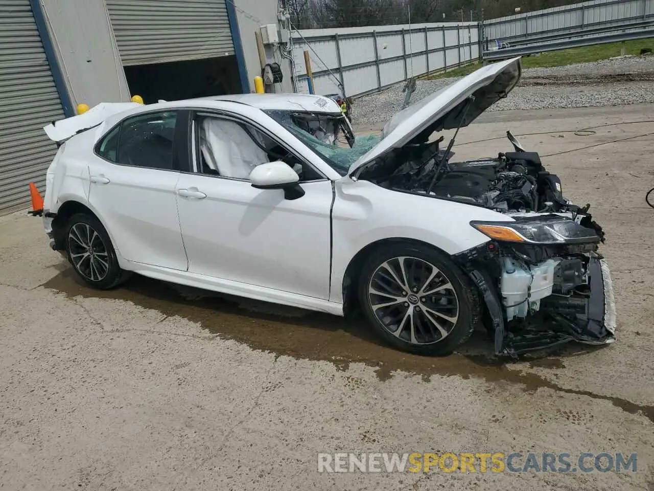 4 Фотография поврежденного автомобиля 4T1B11HK1KU784603 TOYOTA CAMRY 2019