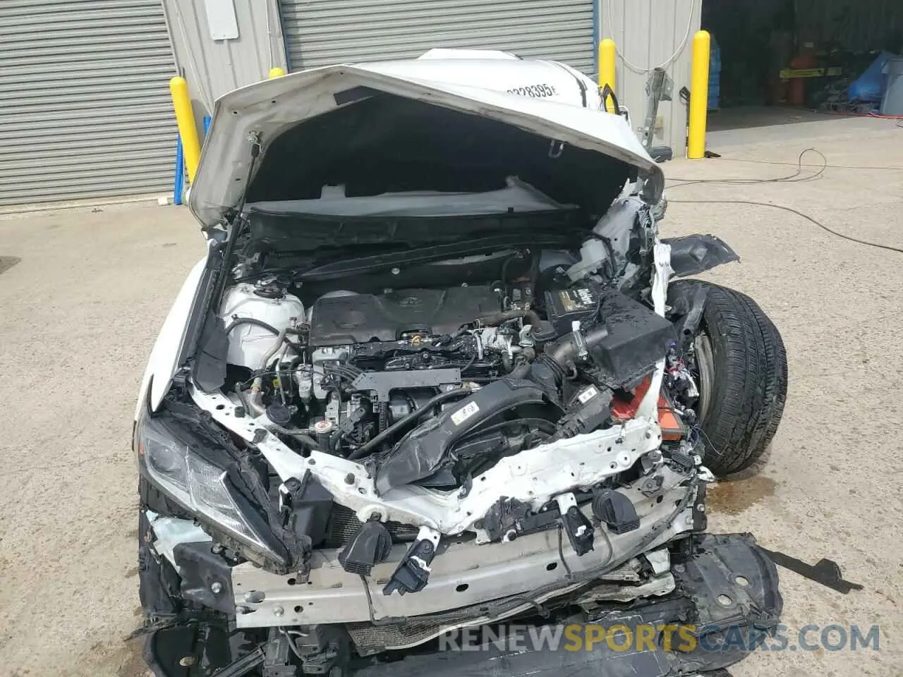 5 Фотография поврежденного автомобиля 4T1B11HK1KU784603 TOYOTA CAMRY 2019