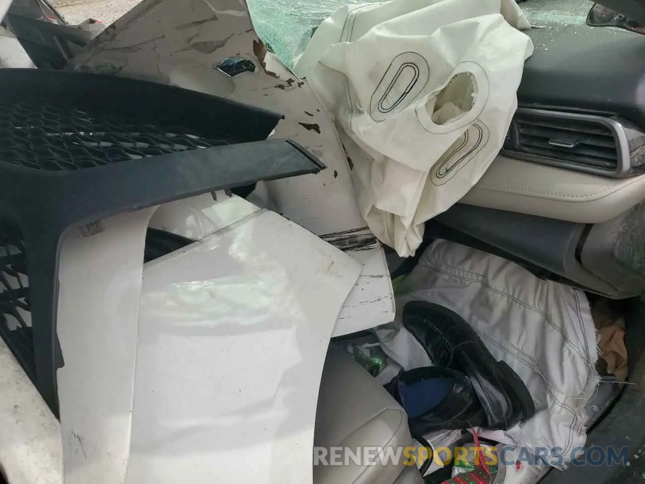 8 Фотография поврежденного автомобиля 4T1B11HK1KU784603 TOYOTA CAMRY 2019