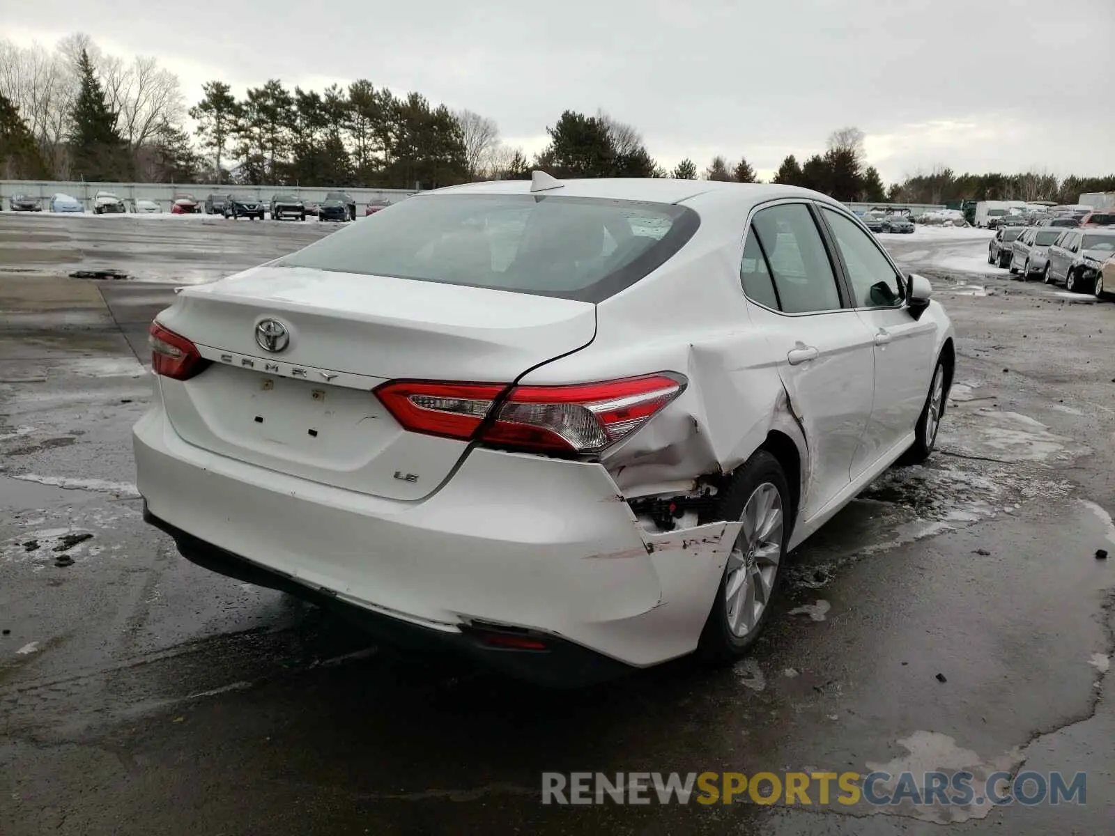 4 Photograph of a damaged car 4T1B11HK1KU787016 TOYOTA CAMRY 2019