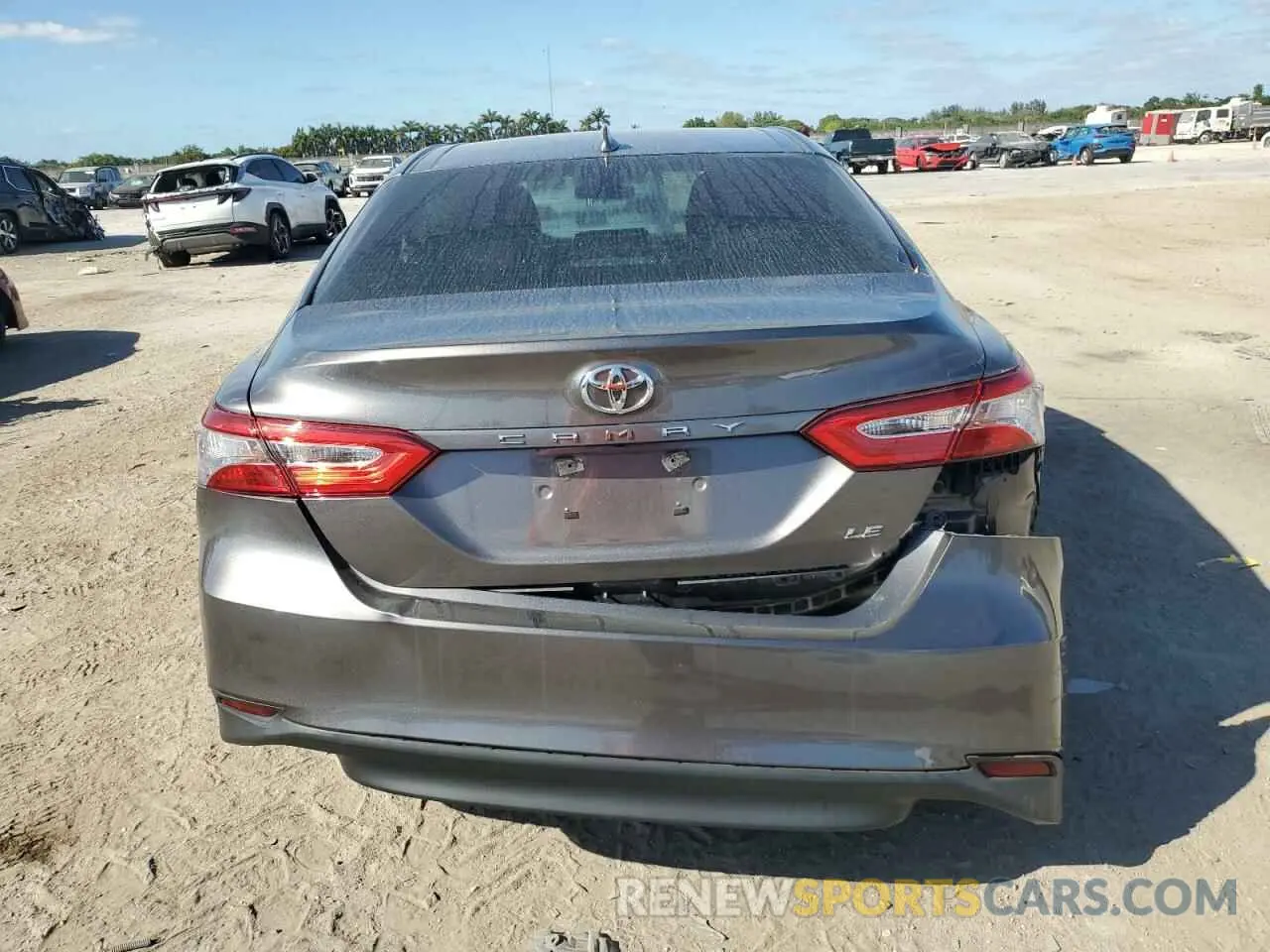 6 Фотография поврежденного автомобиля 4T1B11HK1KU791809 TOYOTA CAMRY 2019