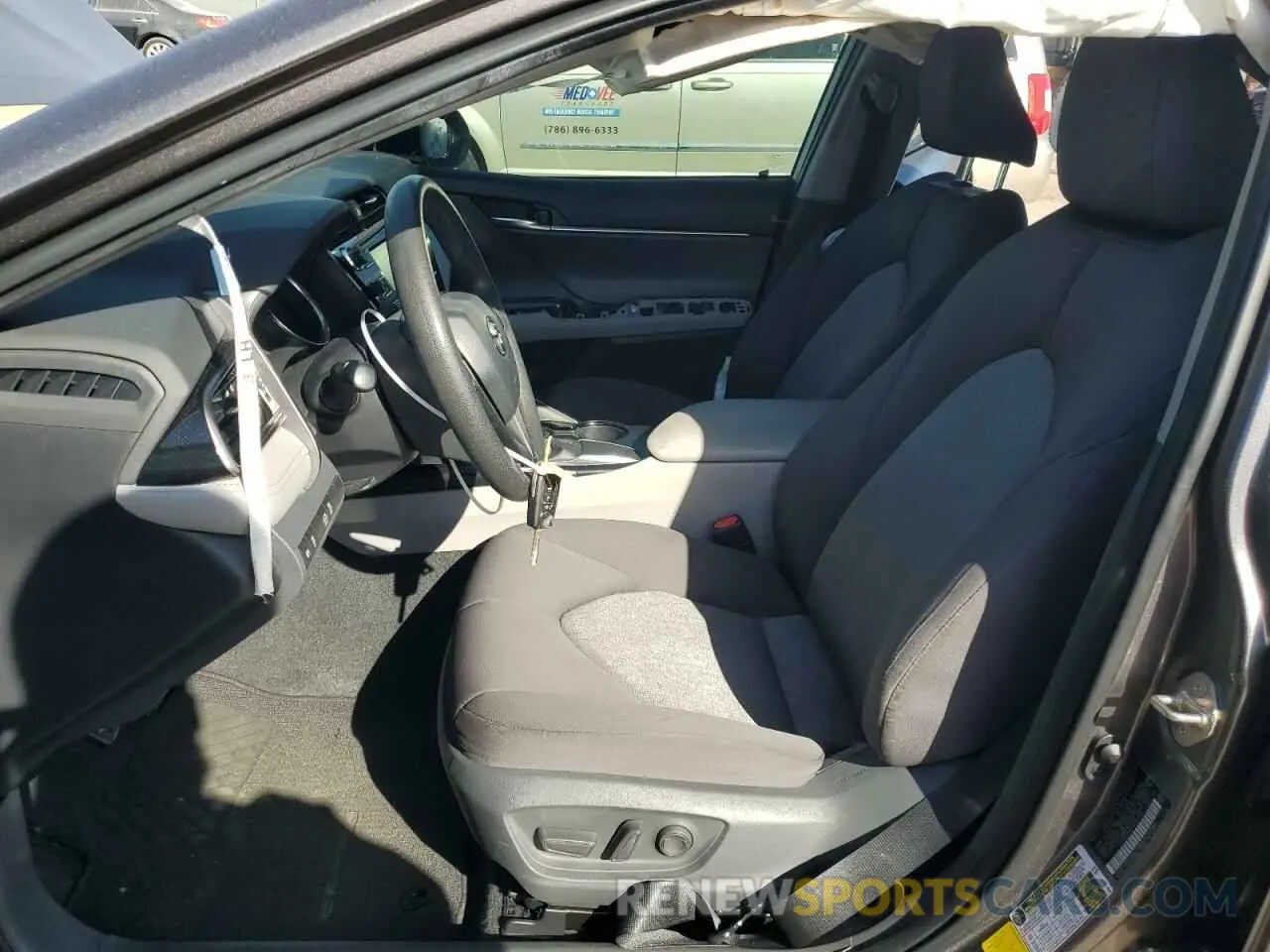 7 Фотография поврежденного автомобиля 4T1B11HK1KU791809 TOYOTA CAMRY 2019