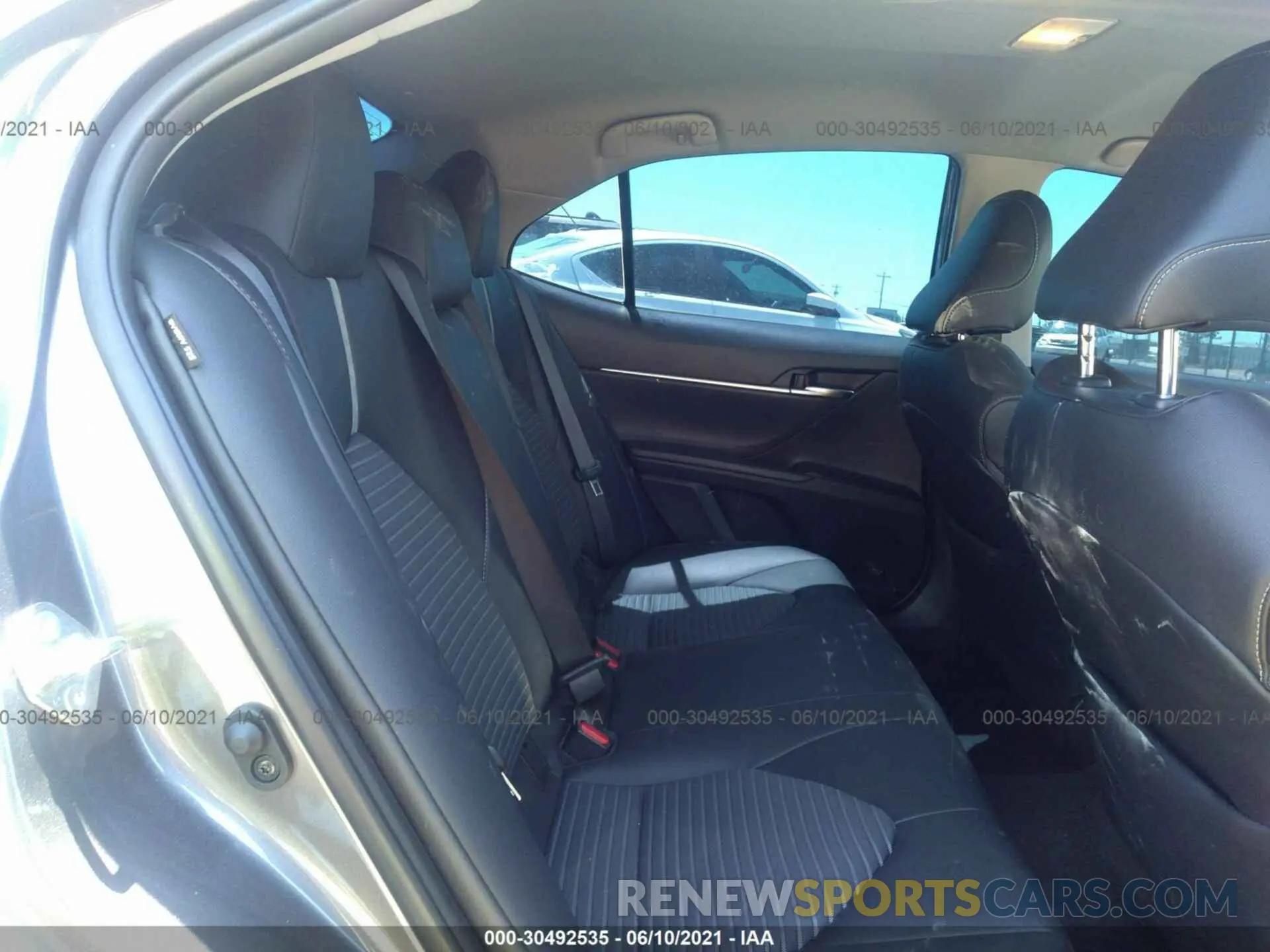 8 Photograph of a damaged car 4T1B11HK1KU793124 TOYOTA CAMRY 2019