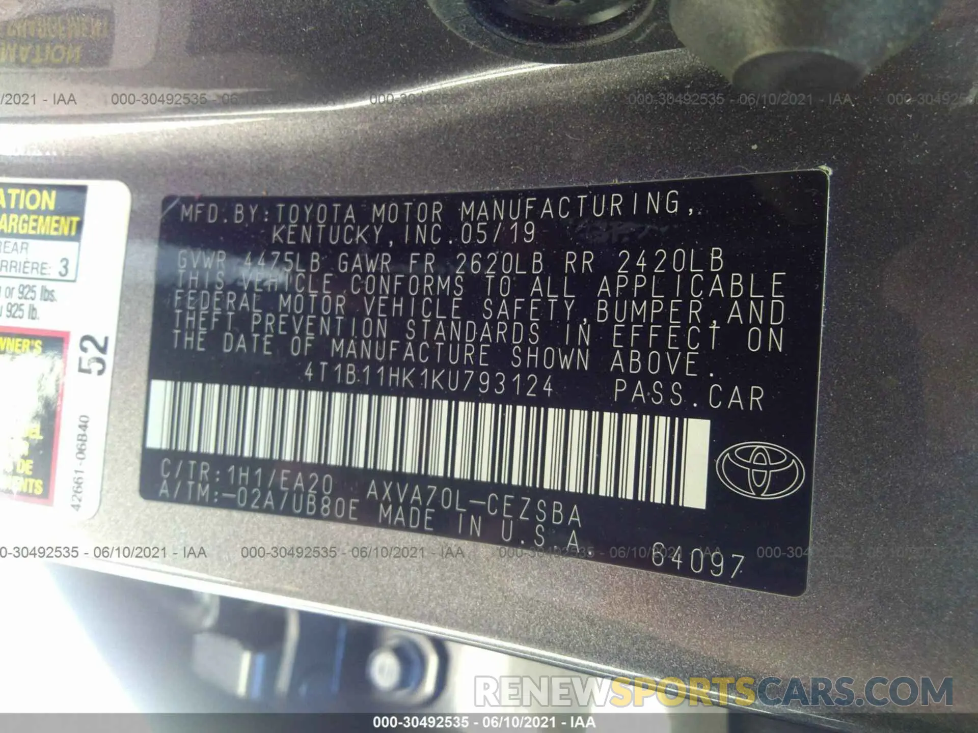 9 Photograph of a damaged car 4T1B11HK1KU793124 TOYOTA CAMRY 2019