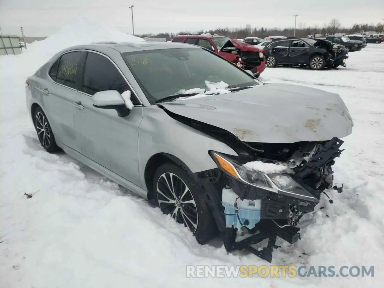 1 Photograph of a damaged car 4T1B11HK1KU793611 TOYOTA CAMRY 2019