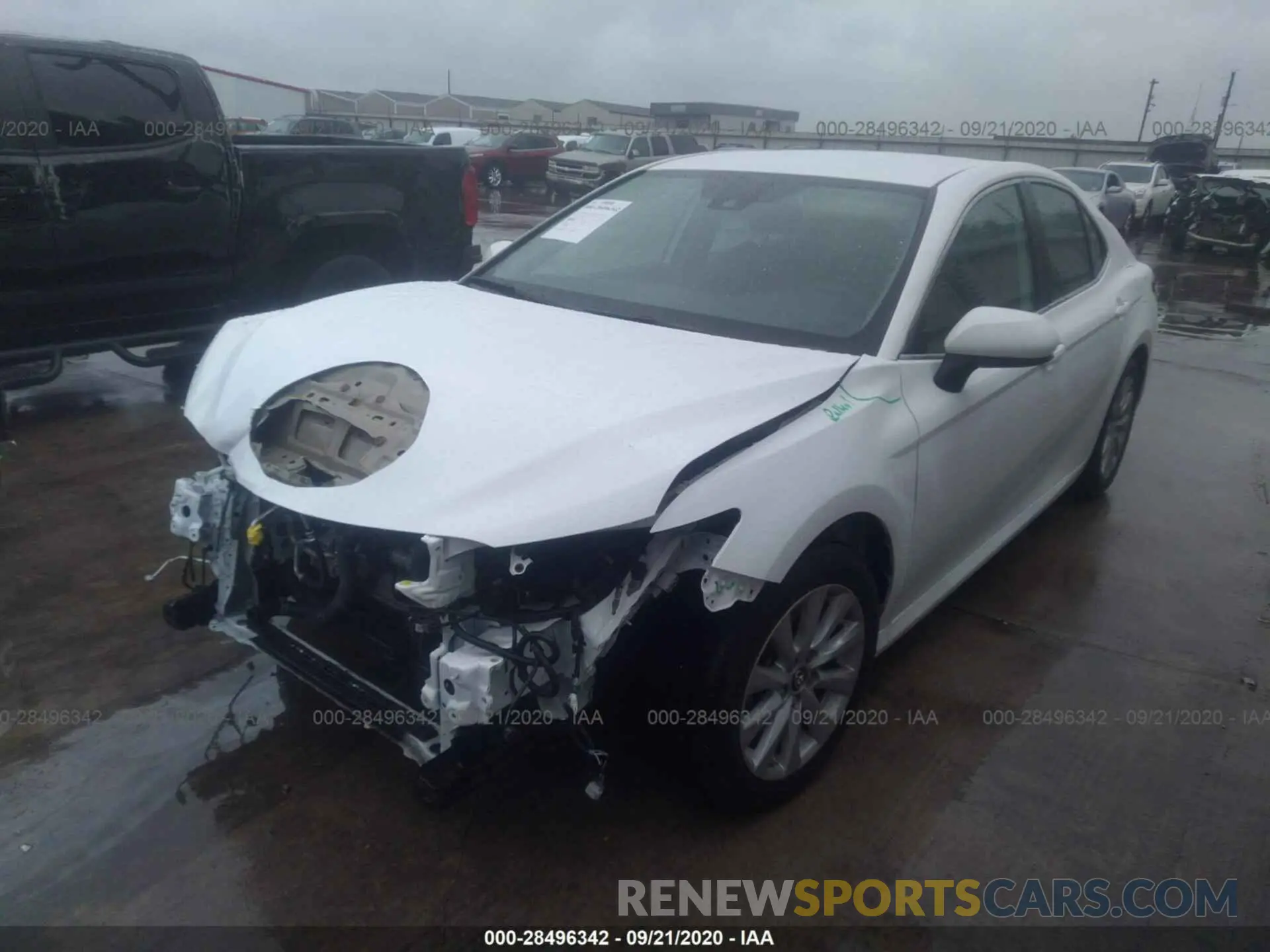 2 Photograph of a damaged car 4T1B11HK1KU802520 TOYOTA CAMRY 2019