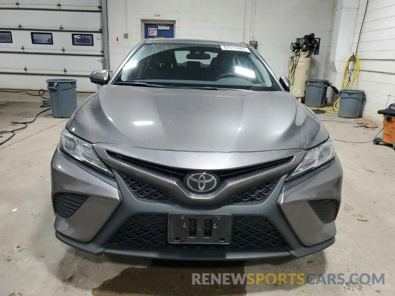 5 Photograph of a damaged car 4T1B11HK1KU803327 TOYOTA CAMRY 2019