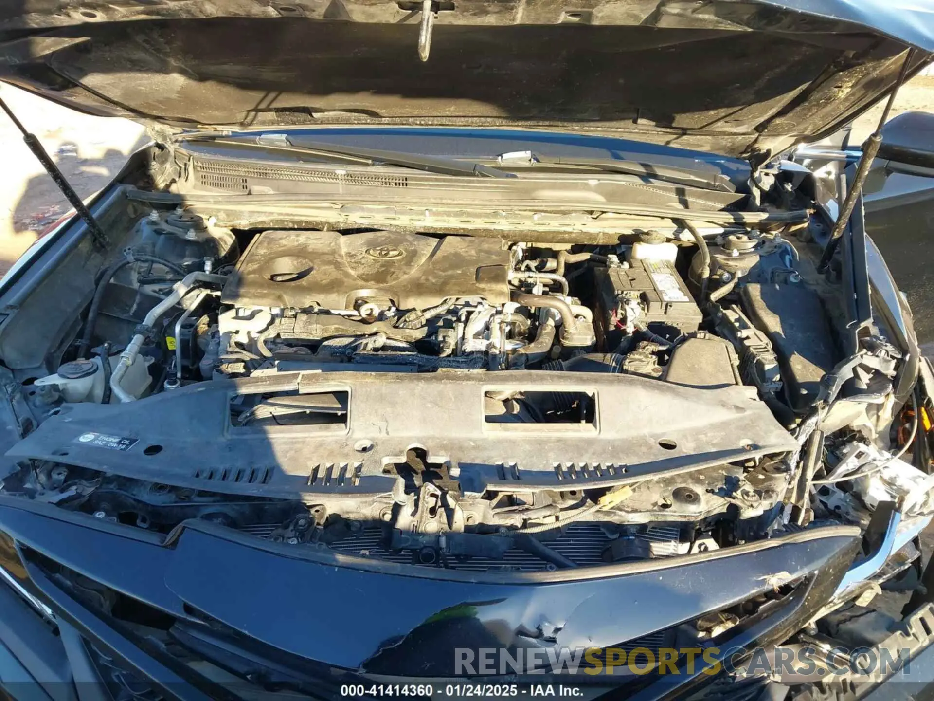 10 Photograph of a damaged car 4T1B11HK1KU807605 TOYOTA CAMRY 2019
