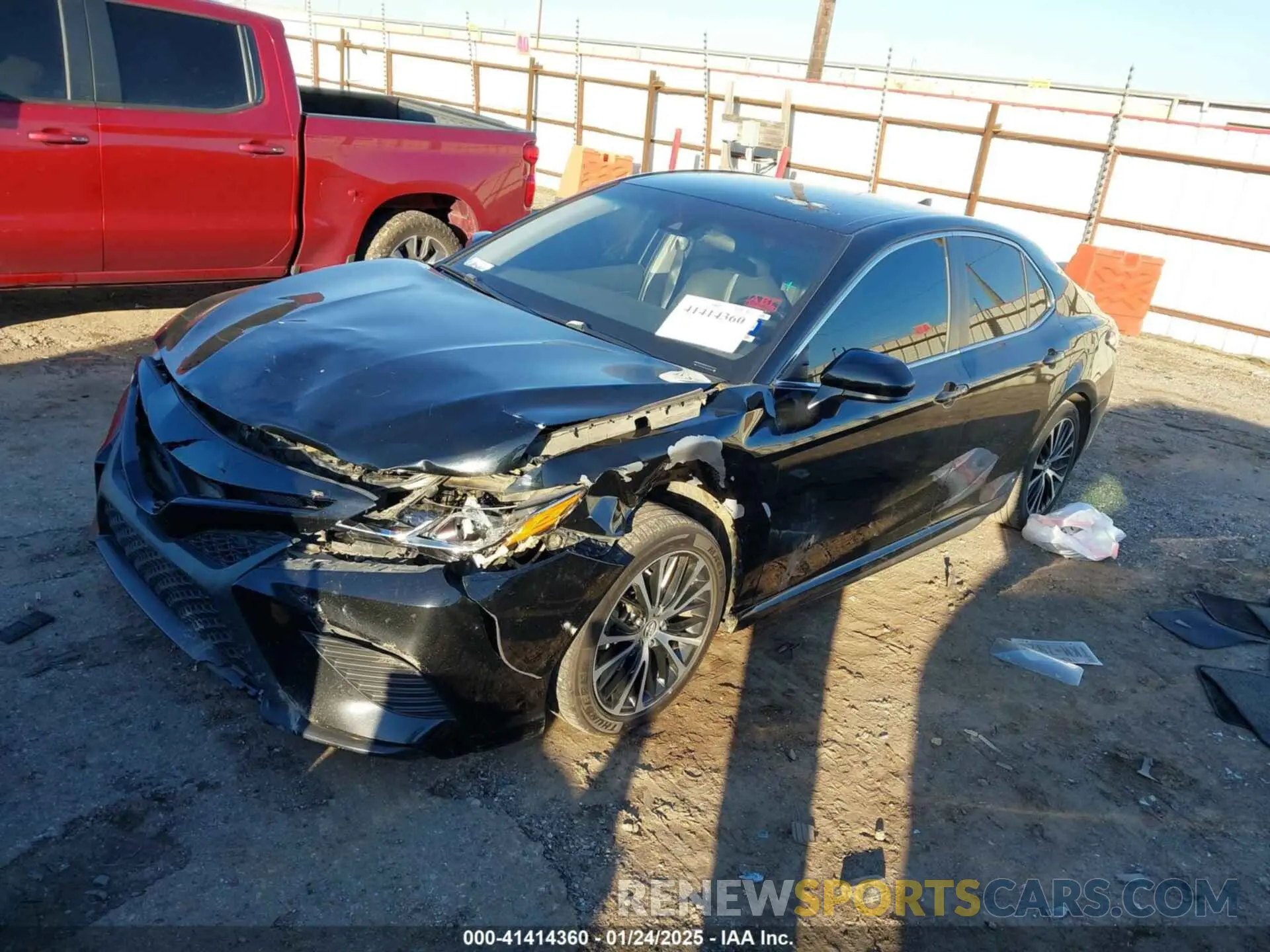 2 Photograph of a damaged car 4T1B11HK1KU807605 TOYOTA CAMRY 2019
