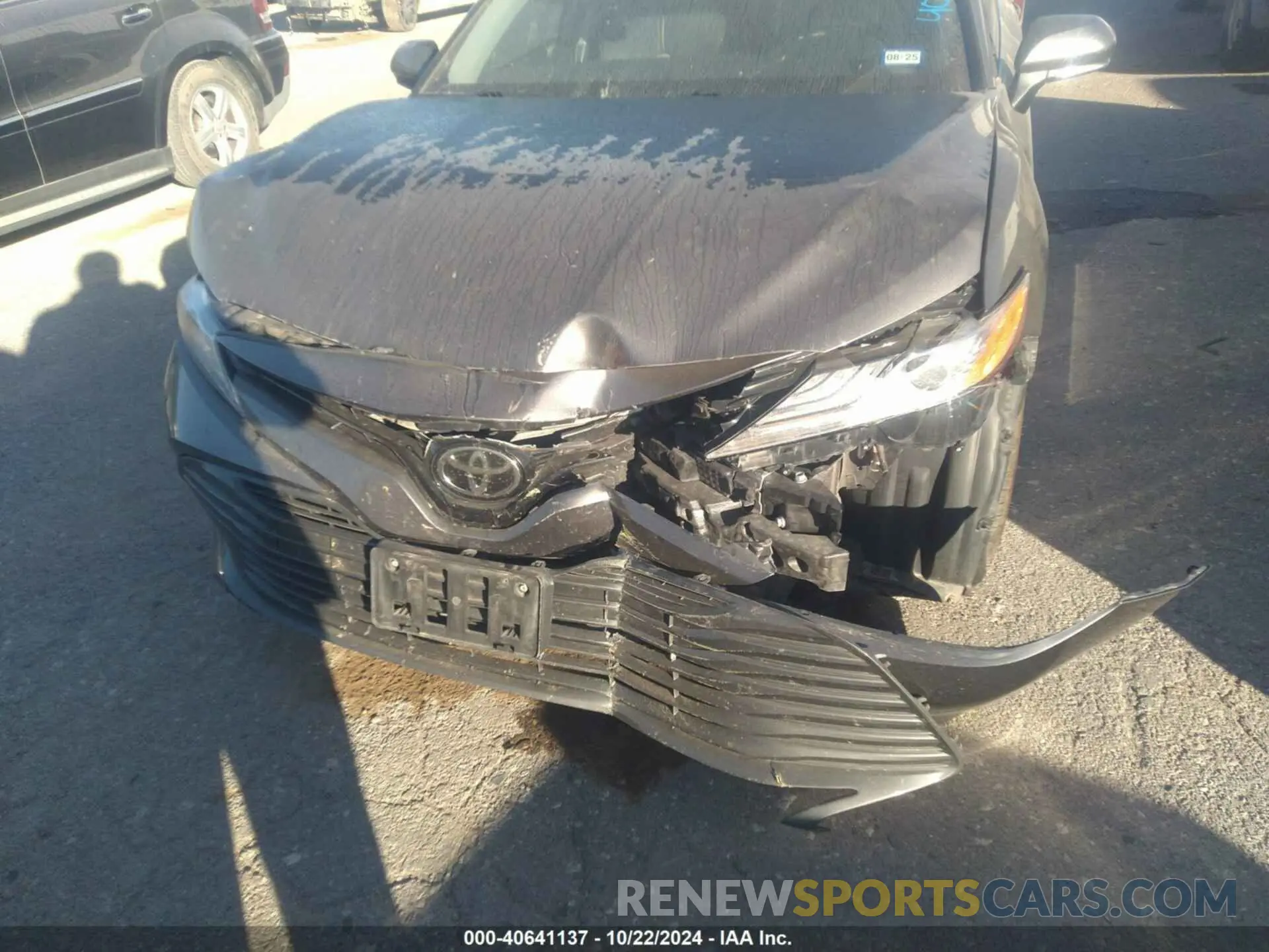 6 Photograph of a damaged car 4T1B11HK1KU809709 TOYOTA CAMRY 2019