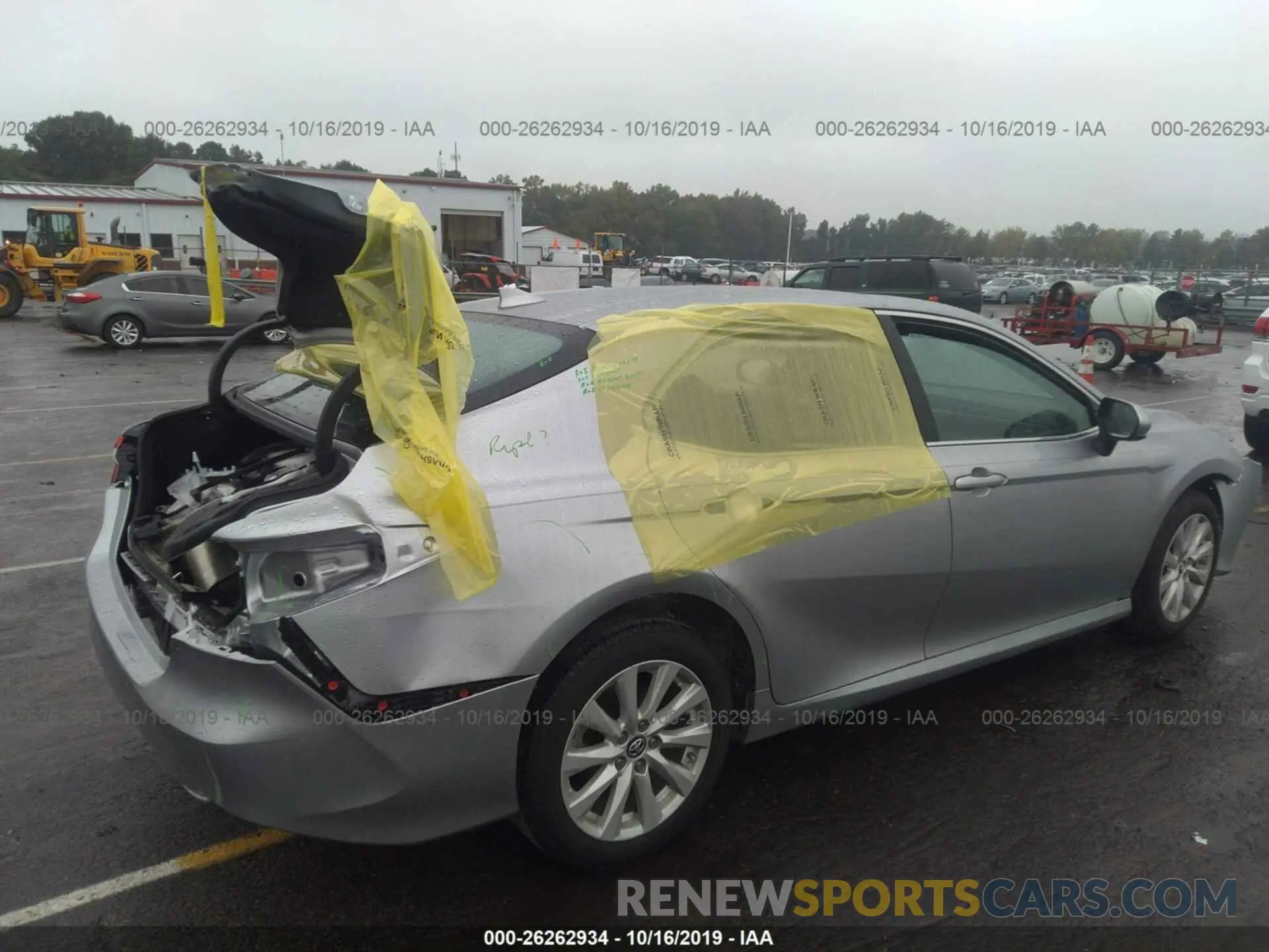 6 Photograph of a damaged car 4T1B11HK1KU813856 TOYOTA CAMRY 2019