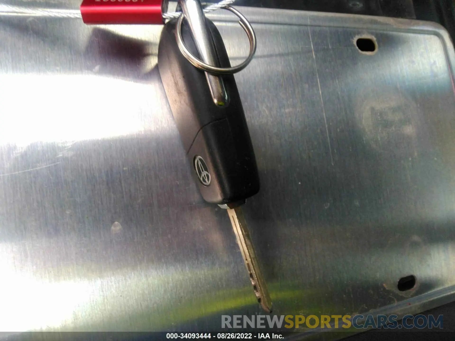 11 Photograph of a damaged car 4T1B11HK1KU822640 TOYOTA CAMRY 2019