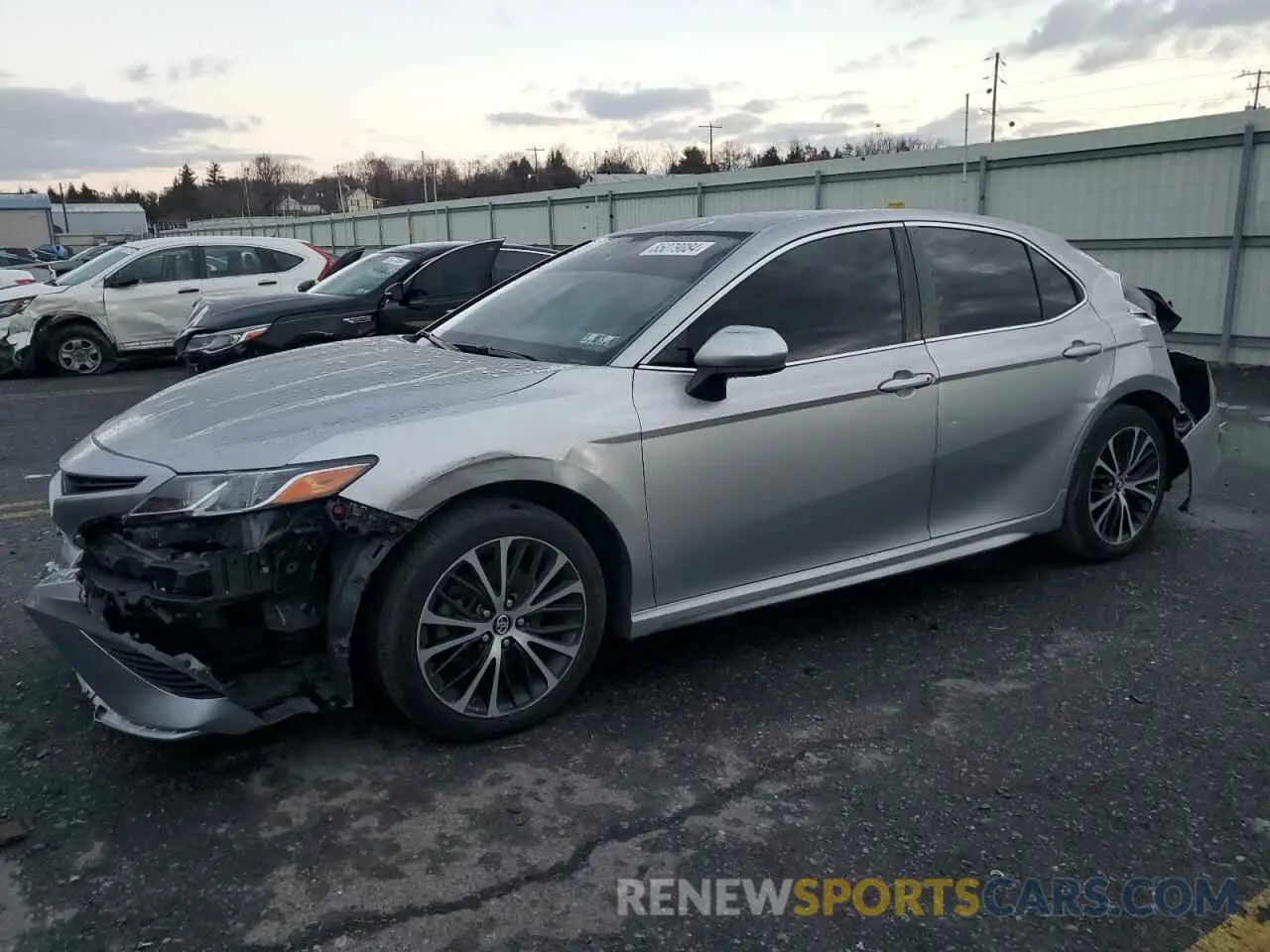1 Фотография поврежденного автомобиля 4T1B11HK1KU826963 TOYOTA CAMRY 2019