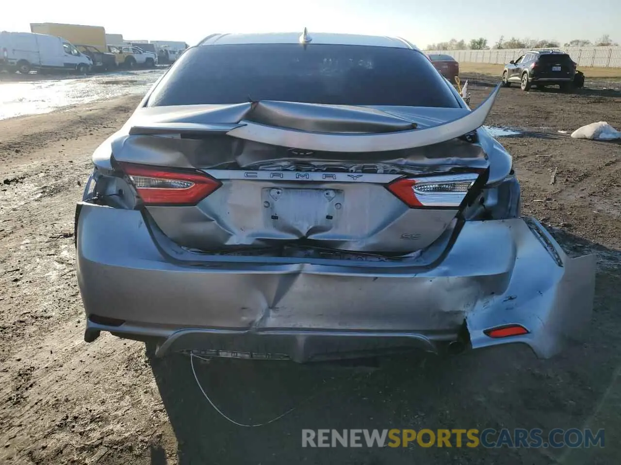 6 Фотография поврежденного автомобиля 4T1B11HK1KU827515 TOYOTA CAMRY 2019