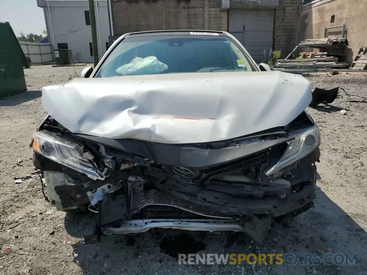 5 Photograph of a damaged car 4T1B11HK1KU829233 TOYOTA CAMRY 2019