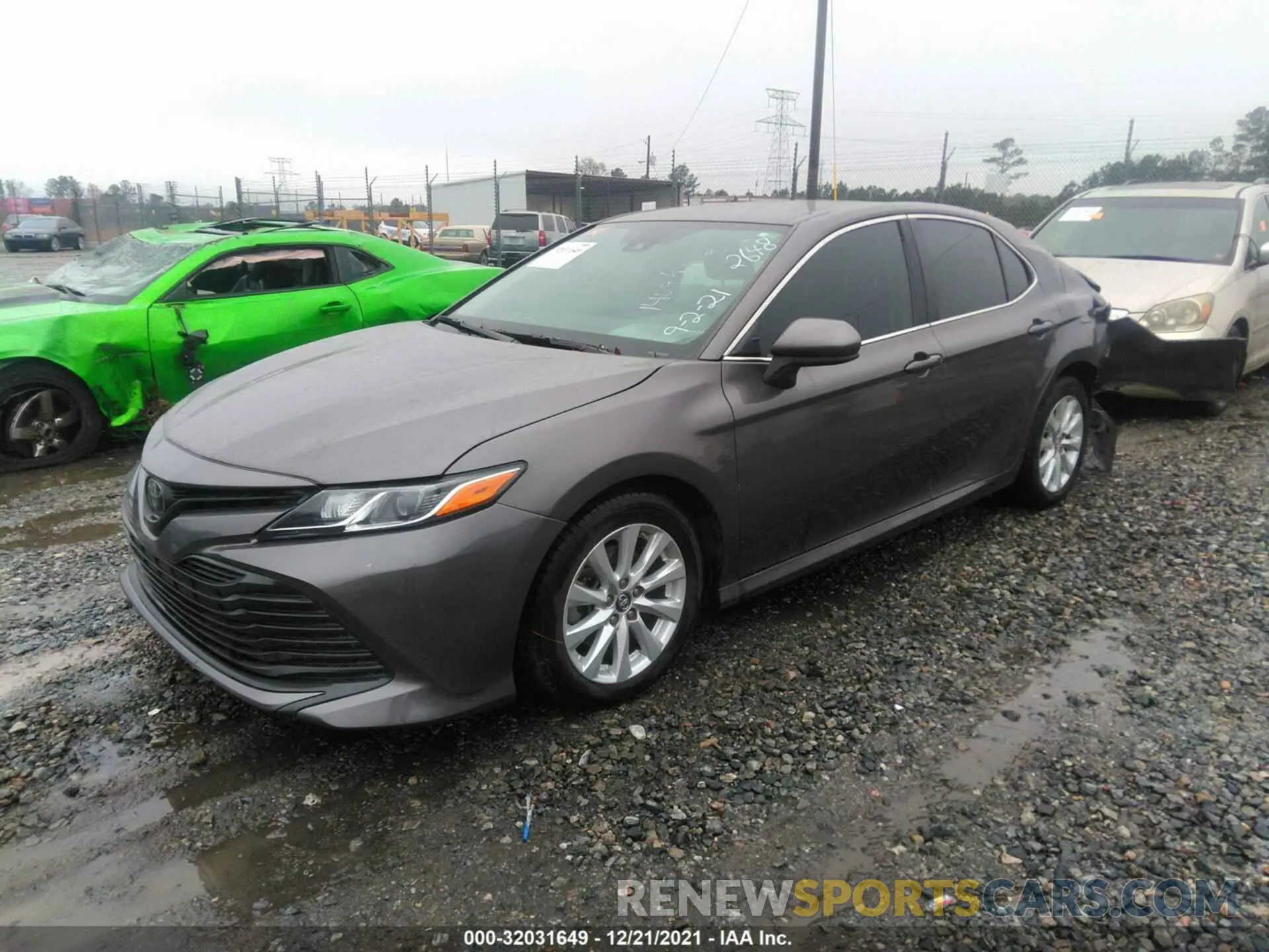 2 Photograph of a damaged car 4T1B11HK1KU832648 TOYOTA CAMRY 2019