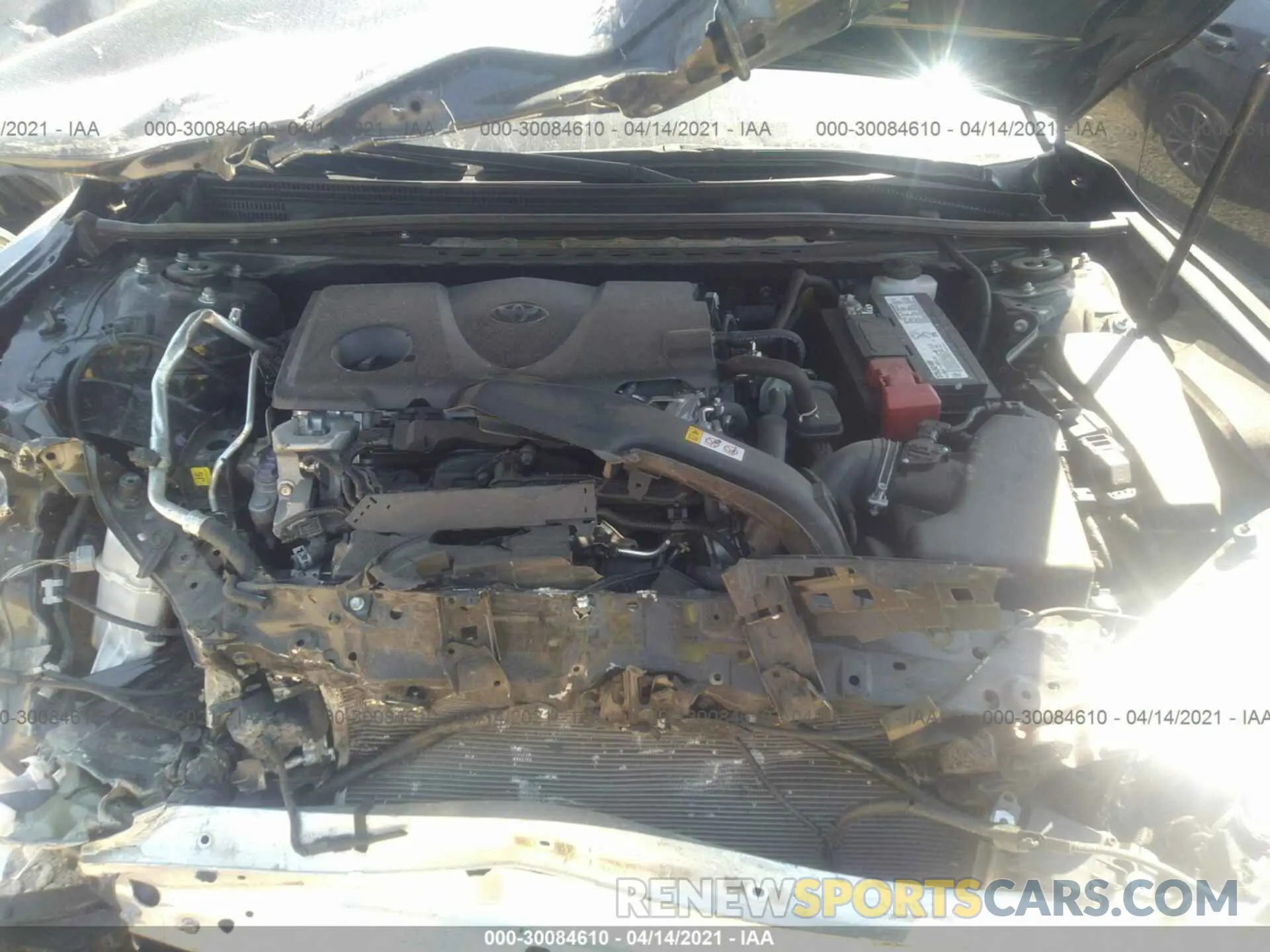 10 Photograph of a damaged car 4T1B11HK1KU837414 TOYOTA CAMRY 2019