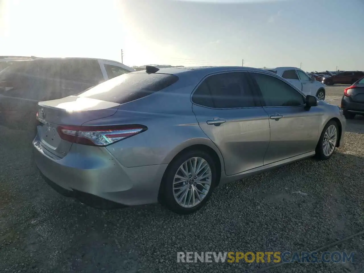 3 Photograph of a damaged car 4T1B11HK1KU838675 TOYOTA CAMRY 2019