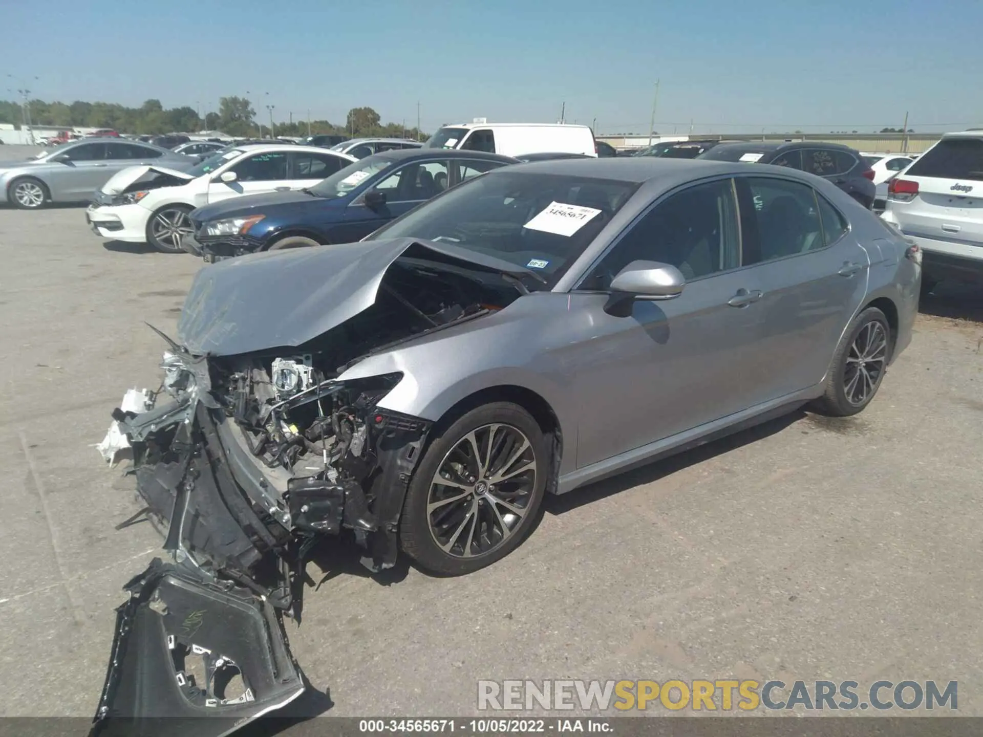 2 Photograph of a damaged car 4T1B11HK1KU838806 TOYOTA CAMRY 2019