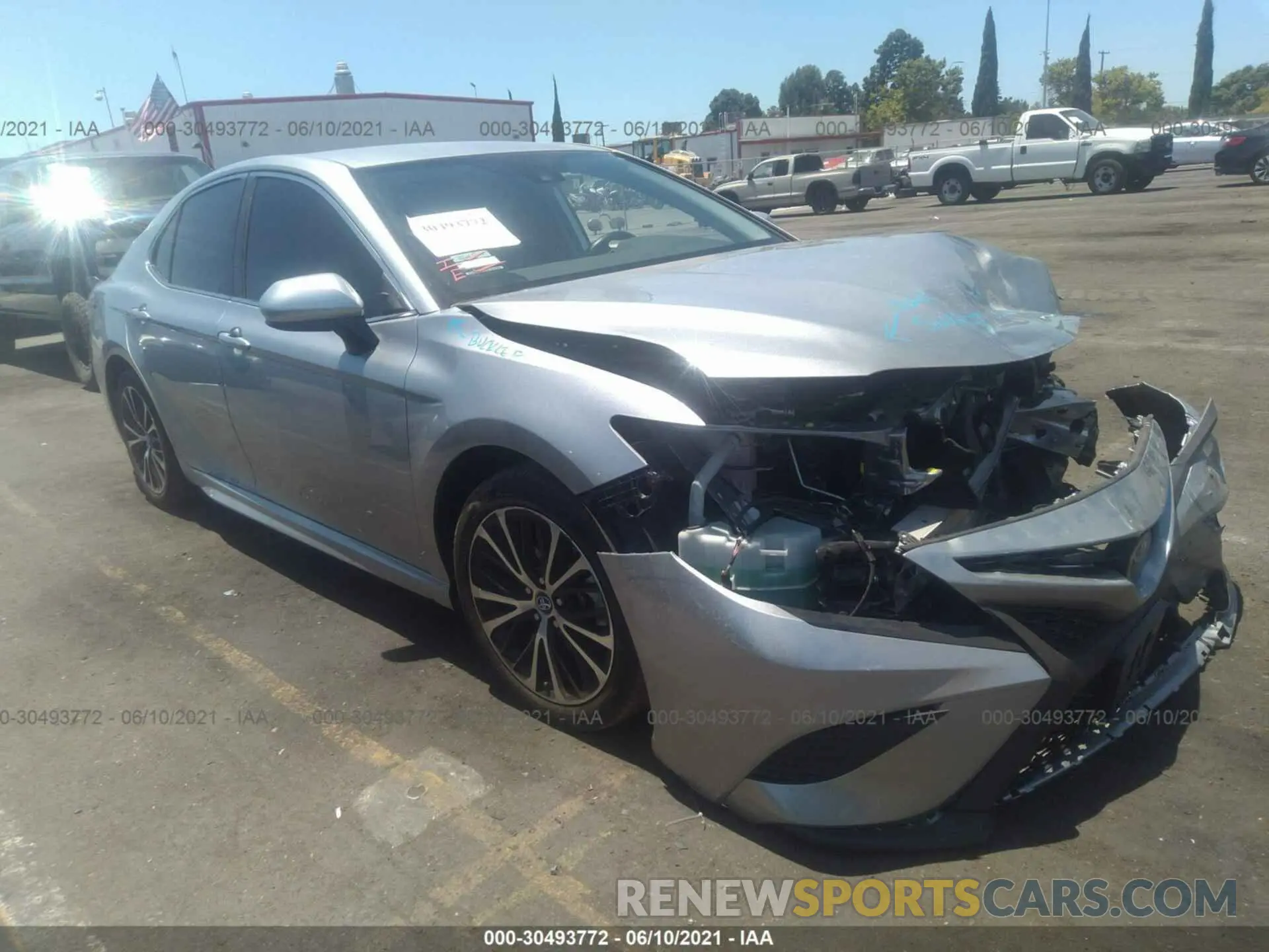1 Photograph of a damaged car 4T1B11HK1KU840491 TOYOTA CAMRY 2019