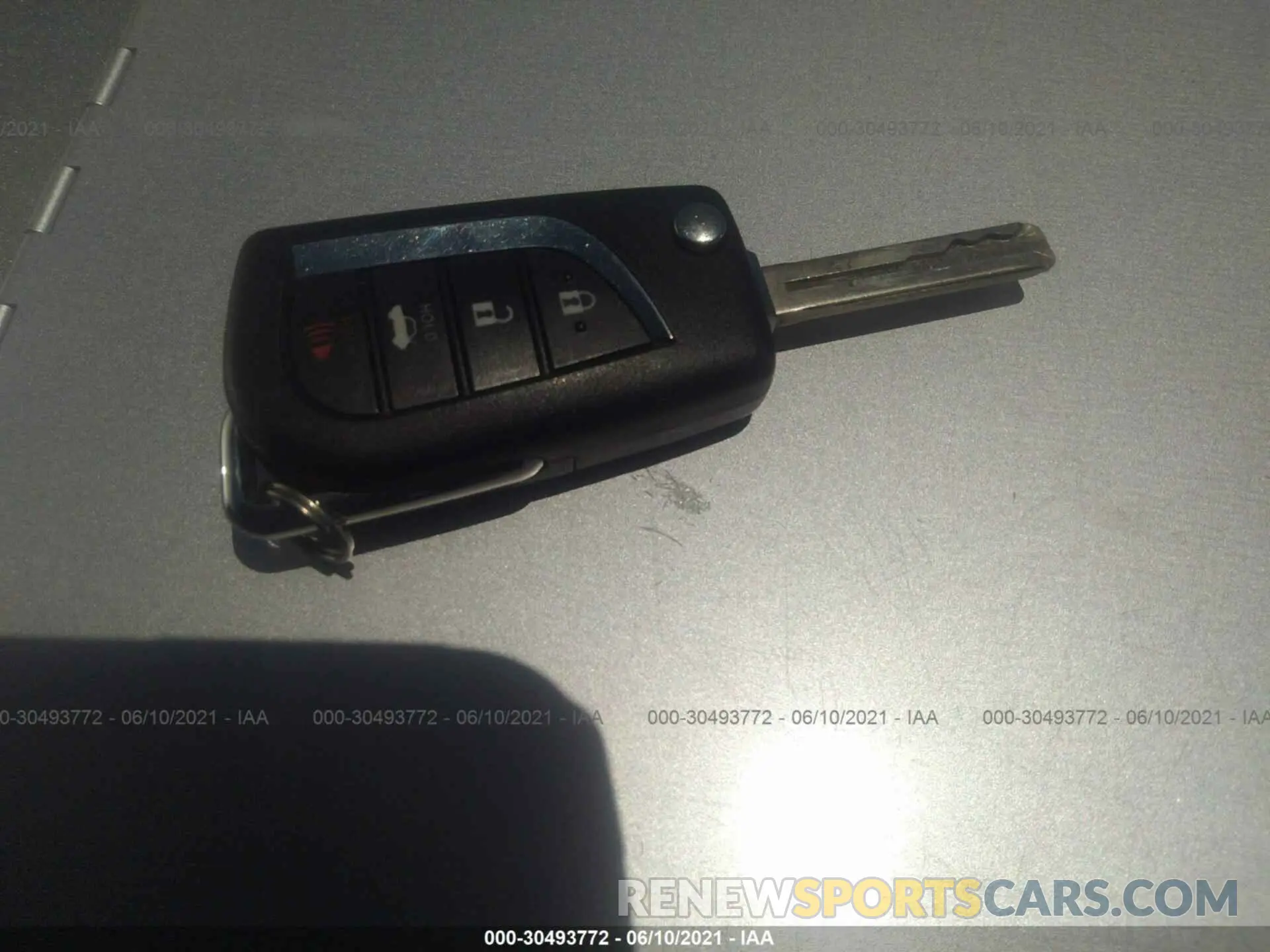 11 Photograph of a damaged car 4T1B11HK1KU840491 TOYOTA CAMRY 2019