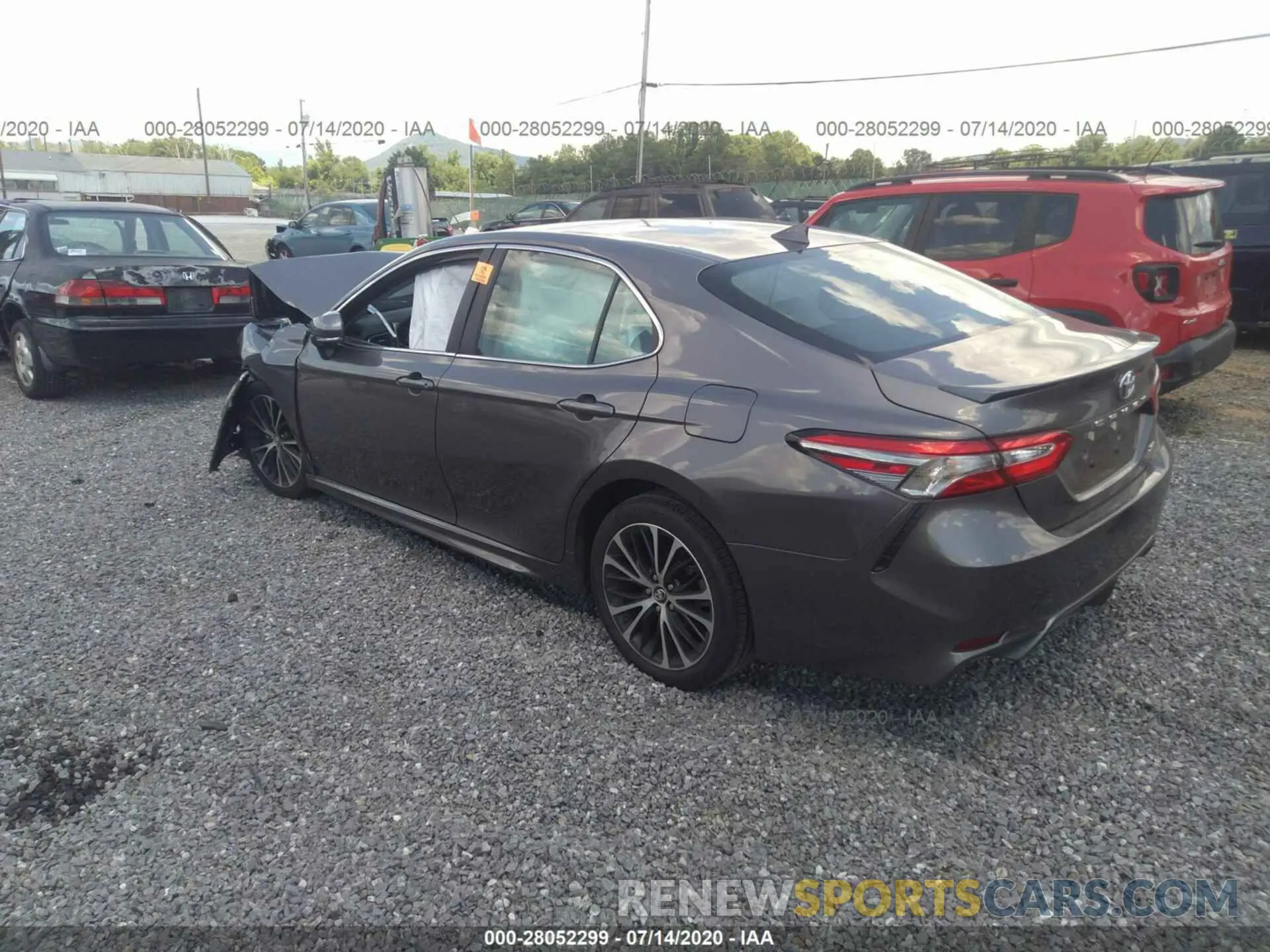 3 Photograph of a damaged car 4T1B11HK1KU843343 TOYOTA CAMRY 2019