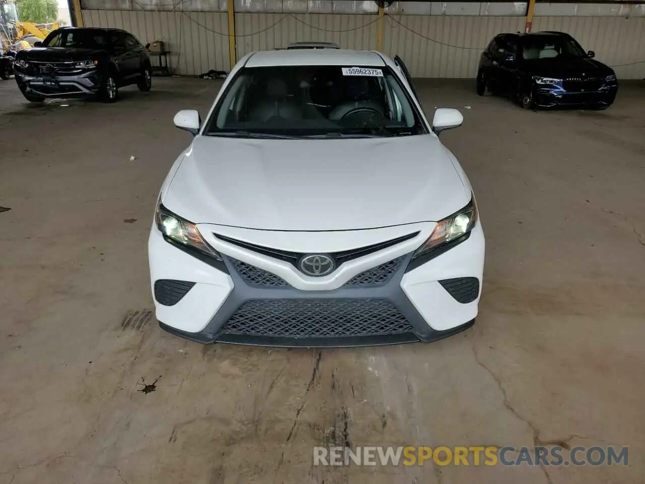 5 Photograph of a damaged car 4T1B11HK1KU854617 TOYOTA CAMRY 2019