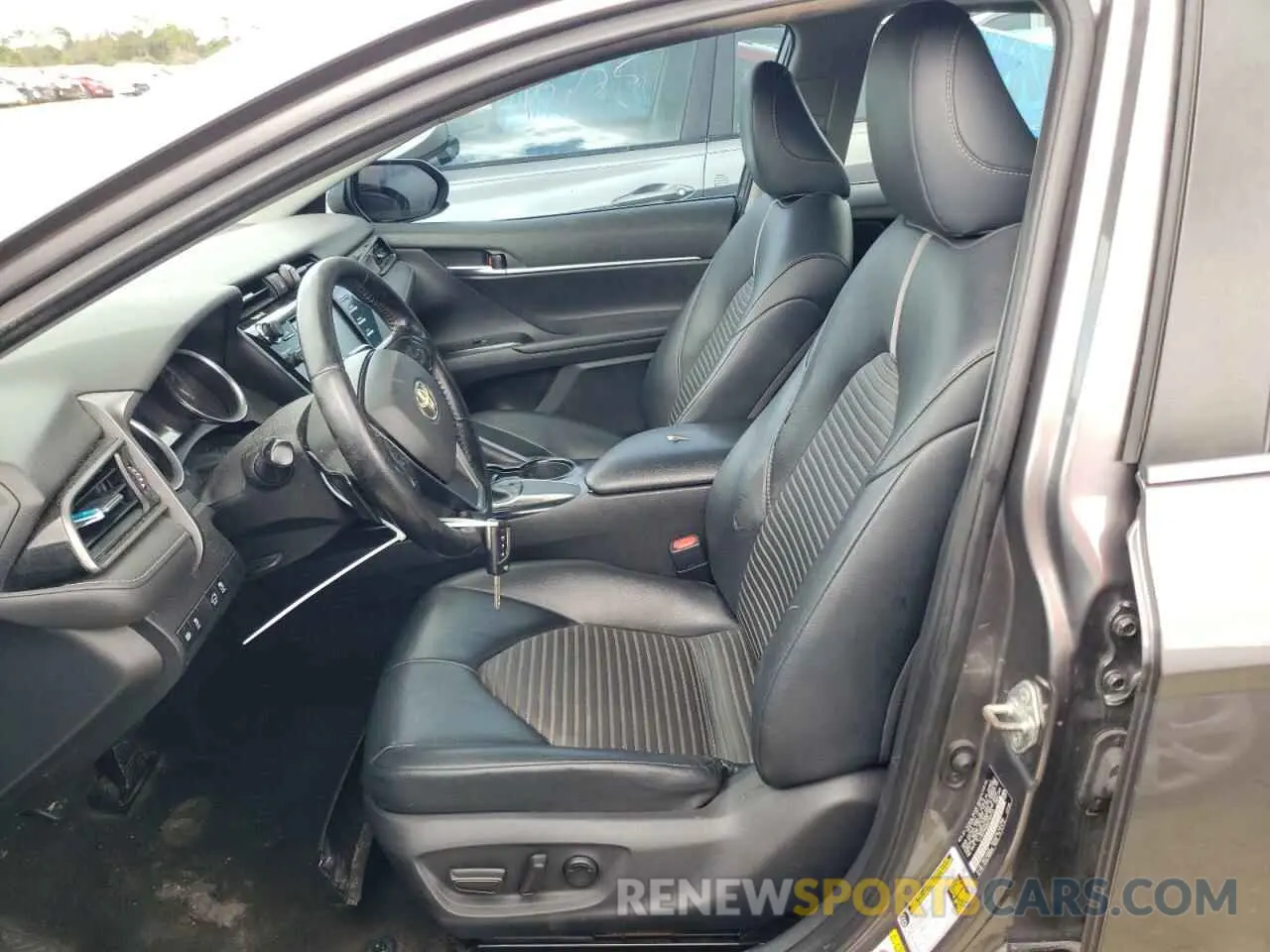 7 Photograph of a damaged car 4T1B11HK2KU169719 TOYOTA CAMRY 2019
