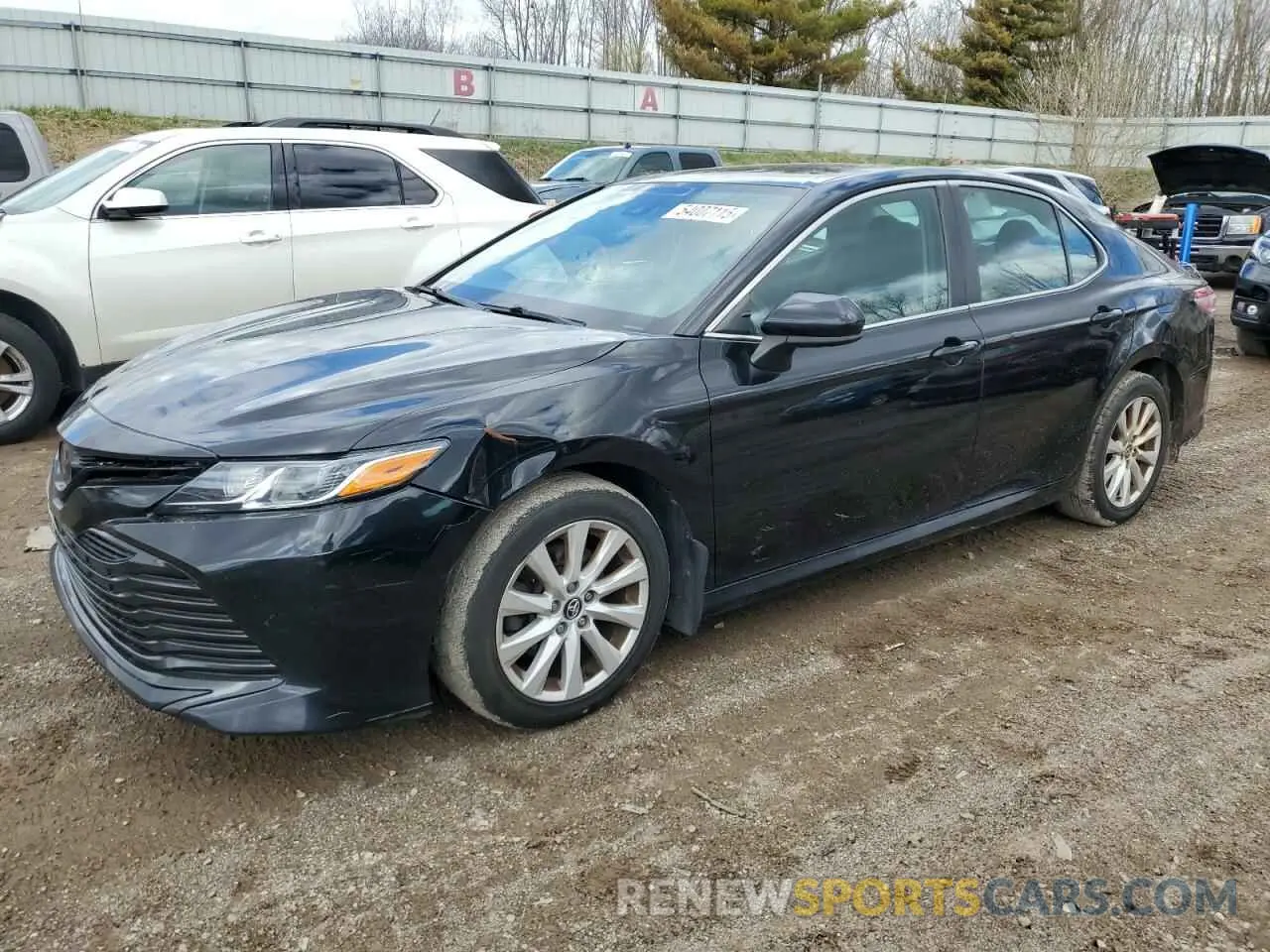 1 Фотография поврежденного автомобиля 4T1B11HK2KU171616 TOYOTA CAMRY 2019
