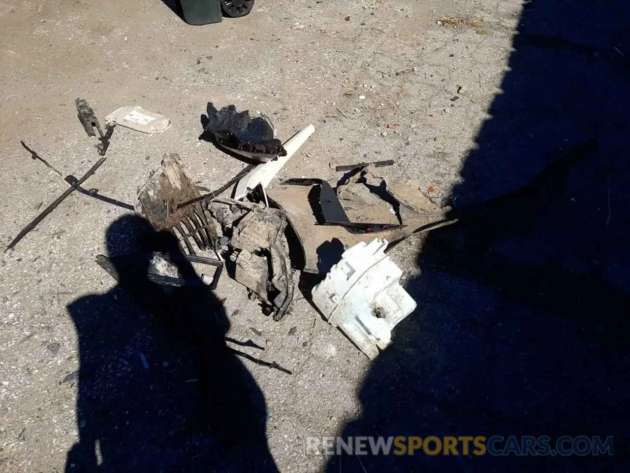 9 Photograph of a damaged car 4T1B11HK2KU172345 TOYOTA CAMRY 2019