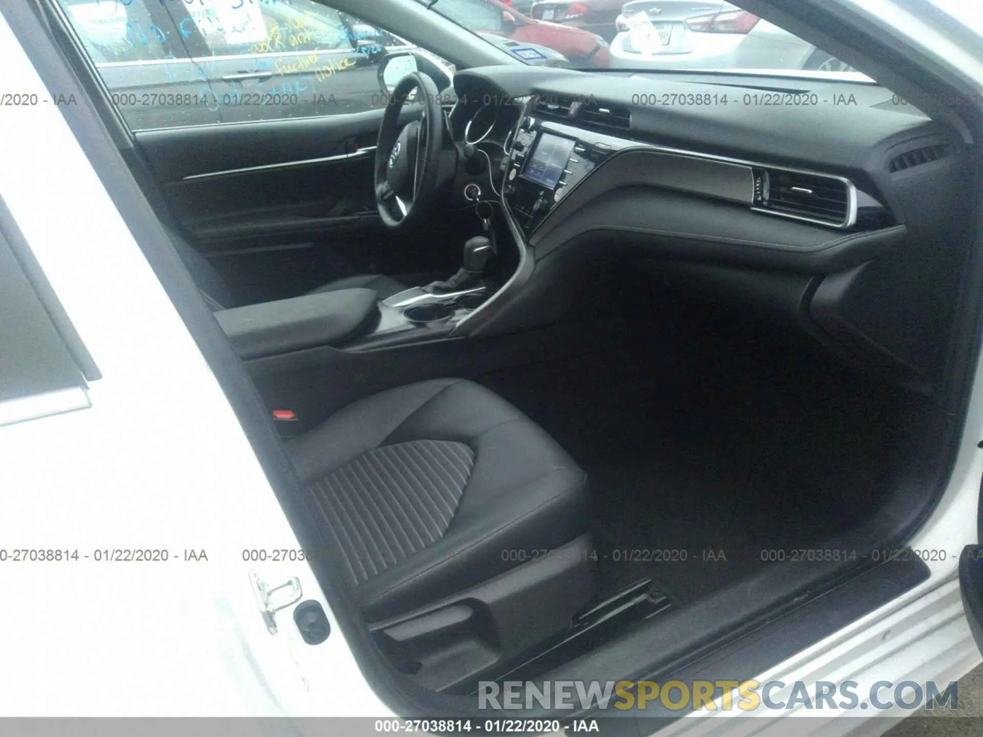 5 Photograph of a damaged car 4T1B11HK2KU172555 TOYOTA CAMRY 2019