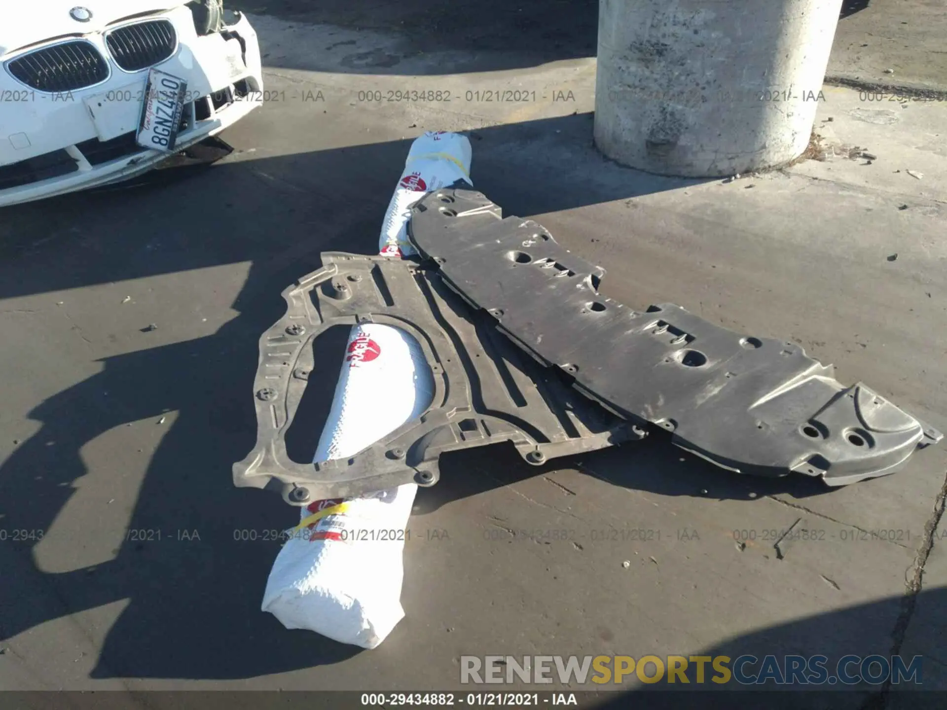 12 Photograph of a damaged car 4T1B11HK2KU188299 TOYOTA CAMRY 2019