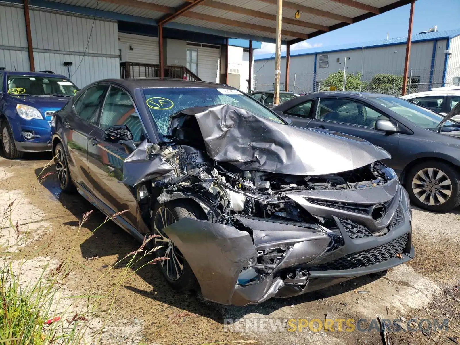 1 Photograph of a damaged car 4T1B11HK2KU203173 TOYOTA CAMRY 2019