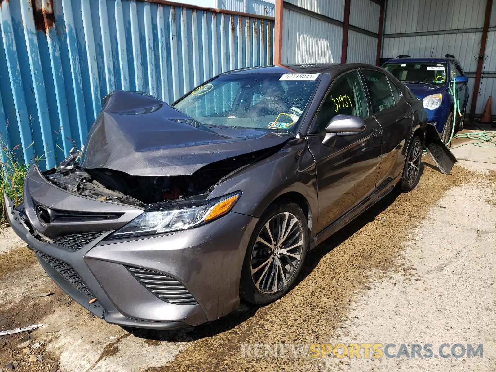 2 Photograph of a damaged car 4T1B11HK2KU203173 TOYOTA CAMRY 2019