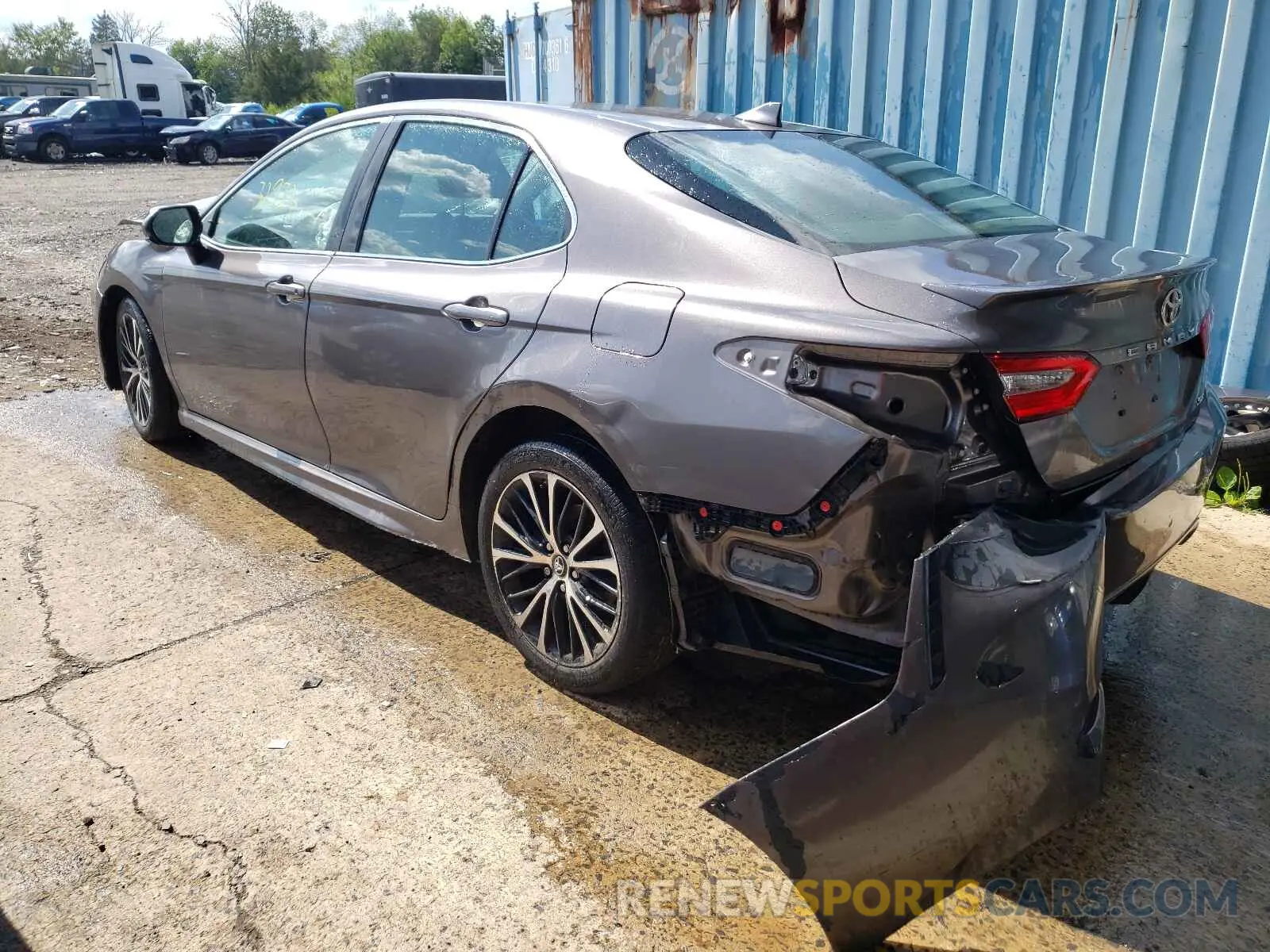 3 Photograph of a damaged car 4T1B11HK2KU203173 TOYOTA CAMRY 2019