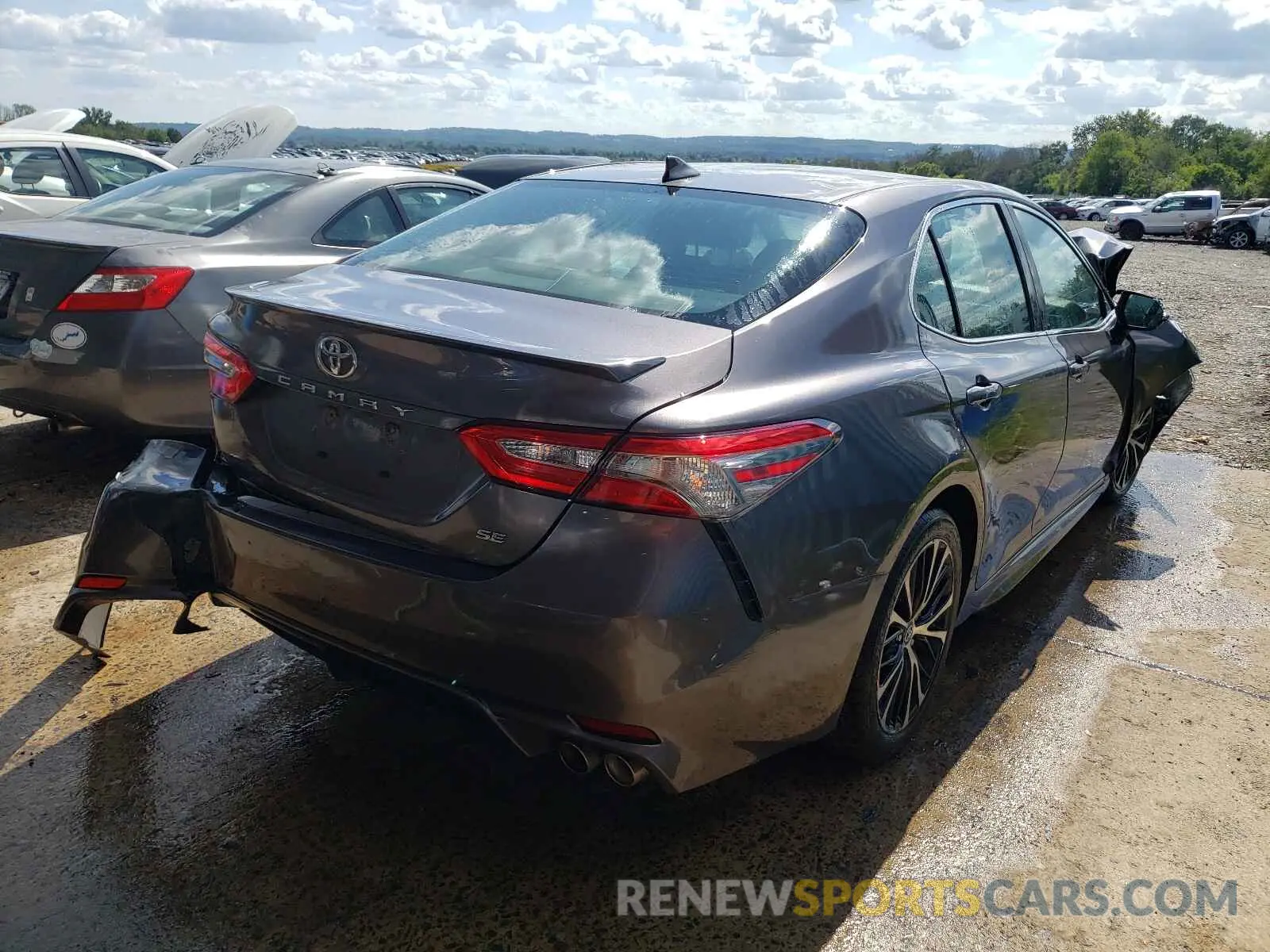 4 Photograph of a damaged car 4T1B11HK2KU203173 TOYOTA CAMRY 2019