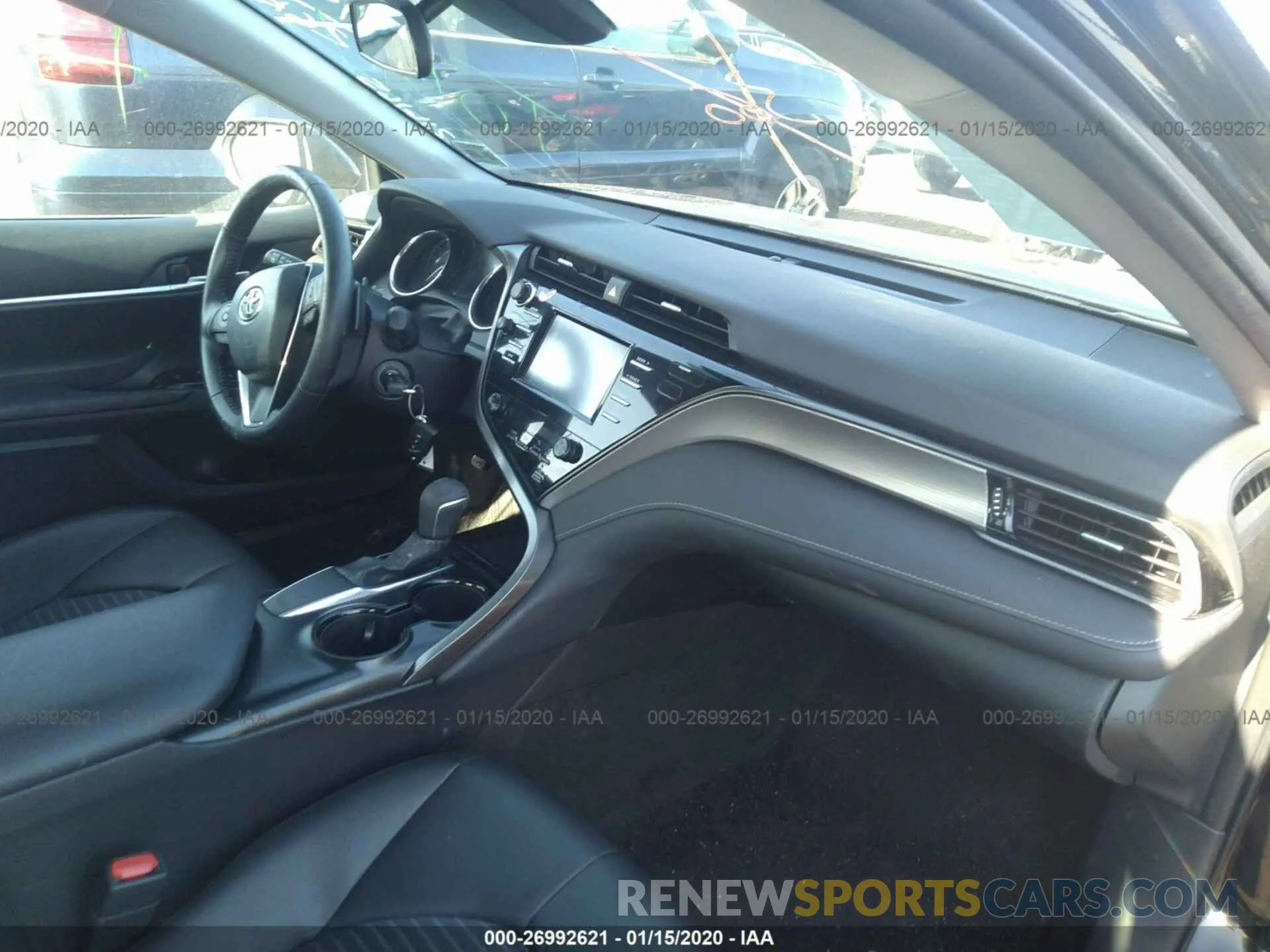 5 Photograph of a damaged car 4T1B11HK2KU216165 TOYOTA CAMRY 2019