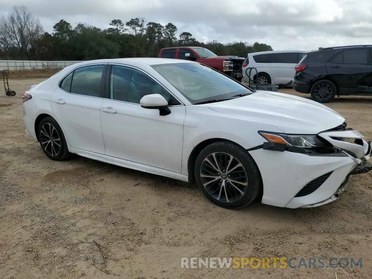 4 Photograph of a damaged car 4T1B11HK2KU224203 TOYOTA CAMRY 2019