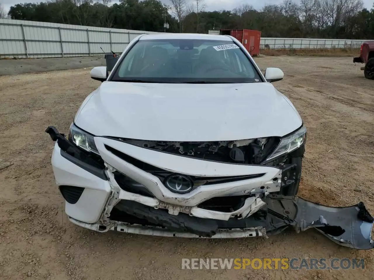 5 Photograph of a damaged car 4T1B11HK2KU224203 TOYOTA CAMRY 2019