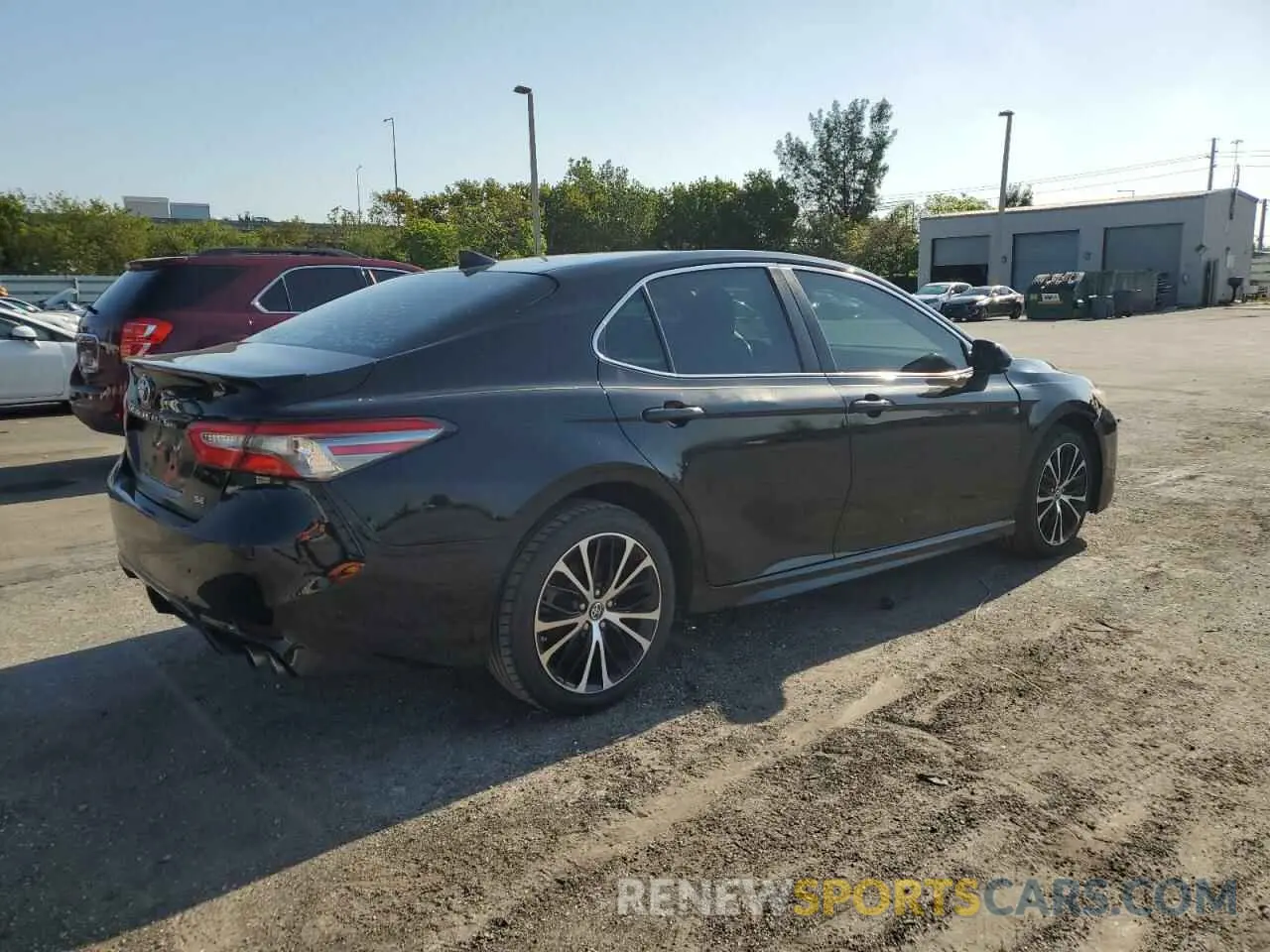 3 Фотография поврежденного автомобиля 4T1B11HK2KU225772 TOYOTA CAMRY 2019