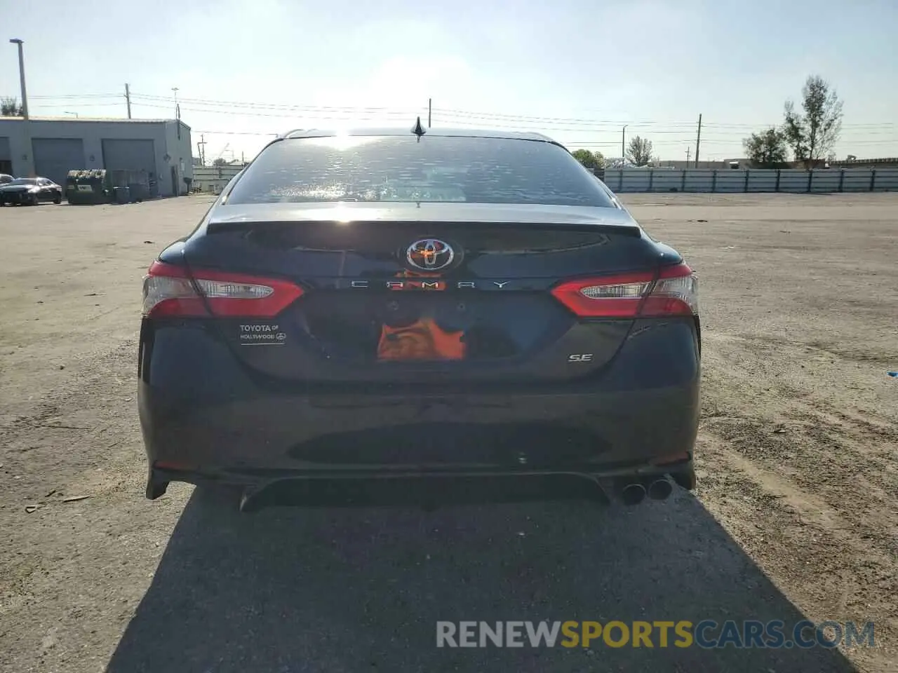 6 Фотография поврежденного автомобиля 4T1B11HK2KU225772 TOYOTA CAMRY 2019