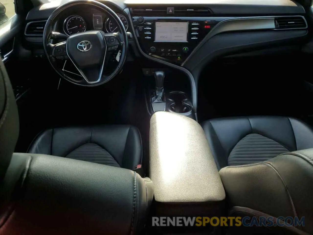 8 Фотография поврежденного автомобиля 4T1B11HK2KU225772 TOYOTA CAMRY 2019