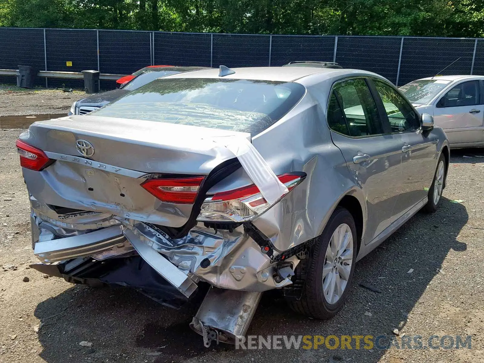 4 Photograph of a damaged car 4T1B11HK2KU225884 TOYOTA CAMRY 2019