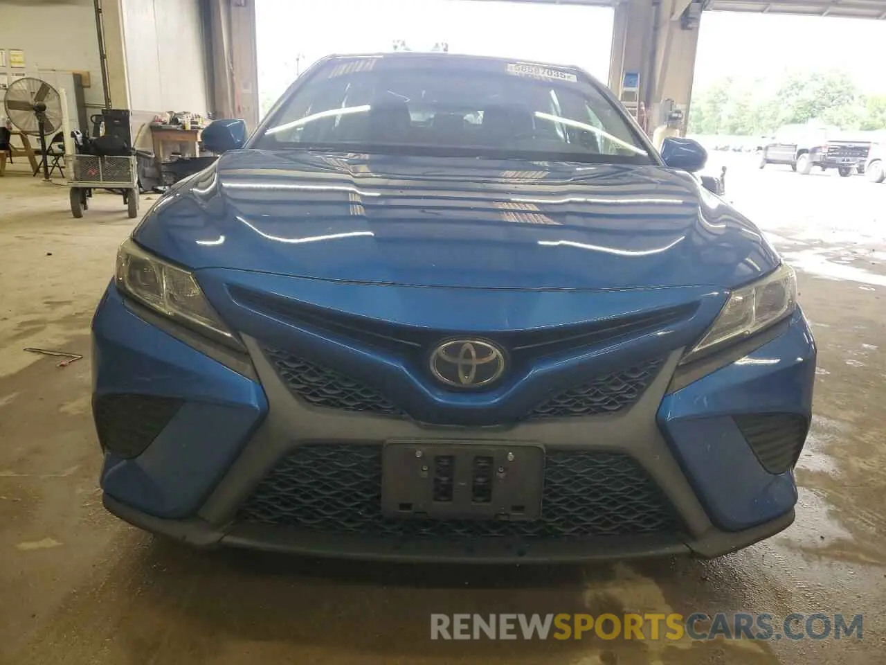 5 Photograph of a damaged car 4T1B11HK2KU230518 TOYOTA CAMRY 2019