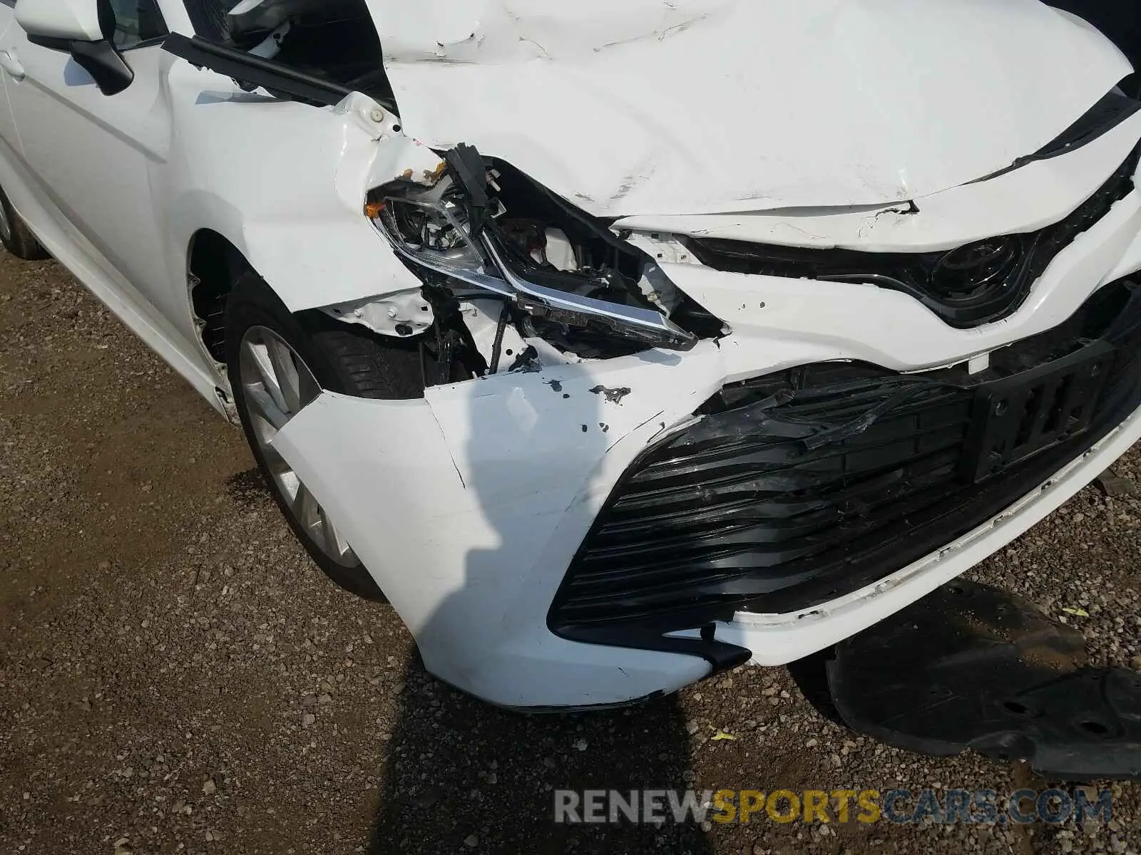 9 Photograph of a damaged car 4T1B11HK2KU243415 TOYOTA CAMRY 2019