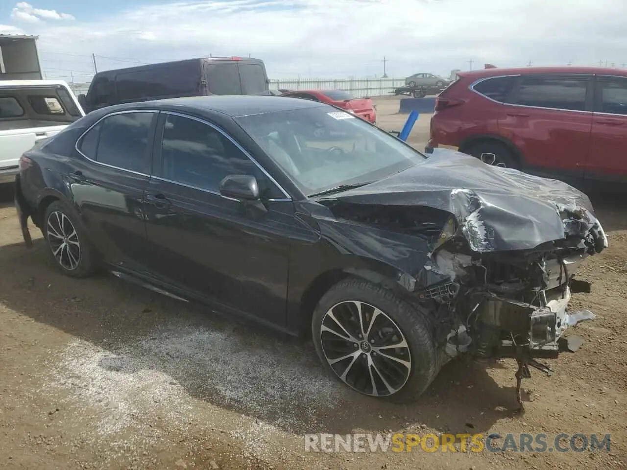 4 Фотография поврежденного автомобиля 4T1B11HK2KU244113 TOYOTA CAMRY 2019