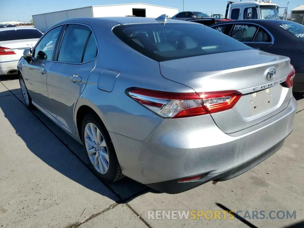 3 Фотография поврежденного автомобиля 4T1B11HK2KU246184 TOYOTA CAMRY 2019