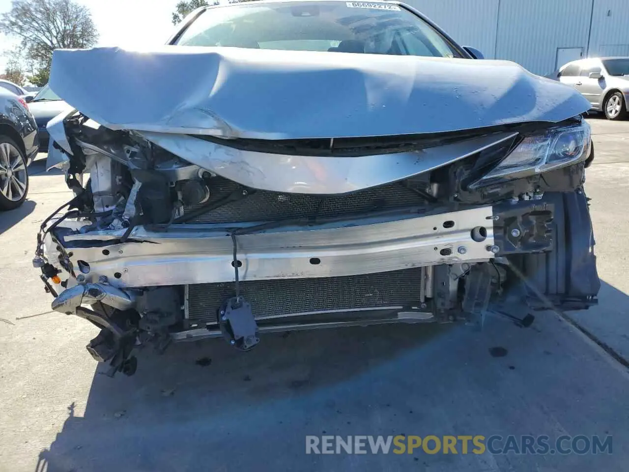 9 Фотография поврежденного автомобиля 4T1B11HK2KU246184 TOYOTA CAMRY 2019